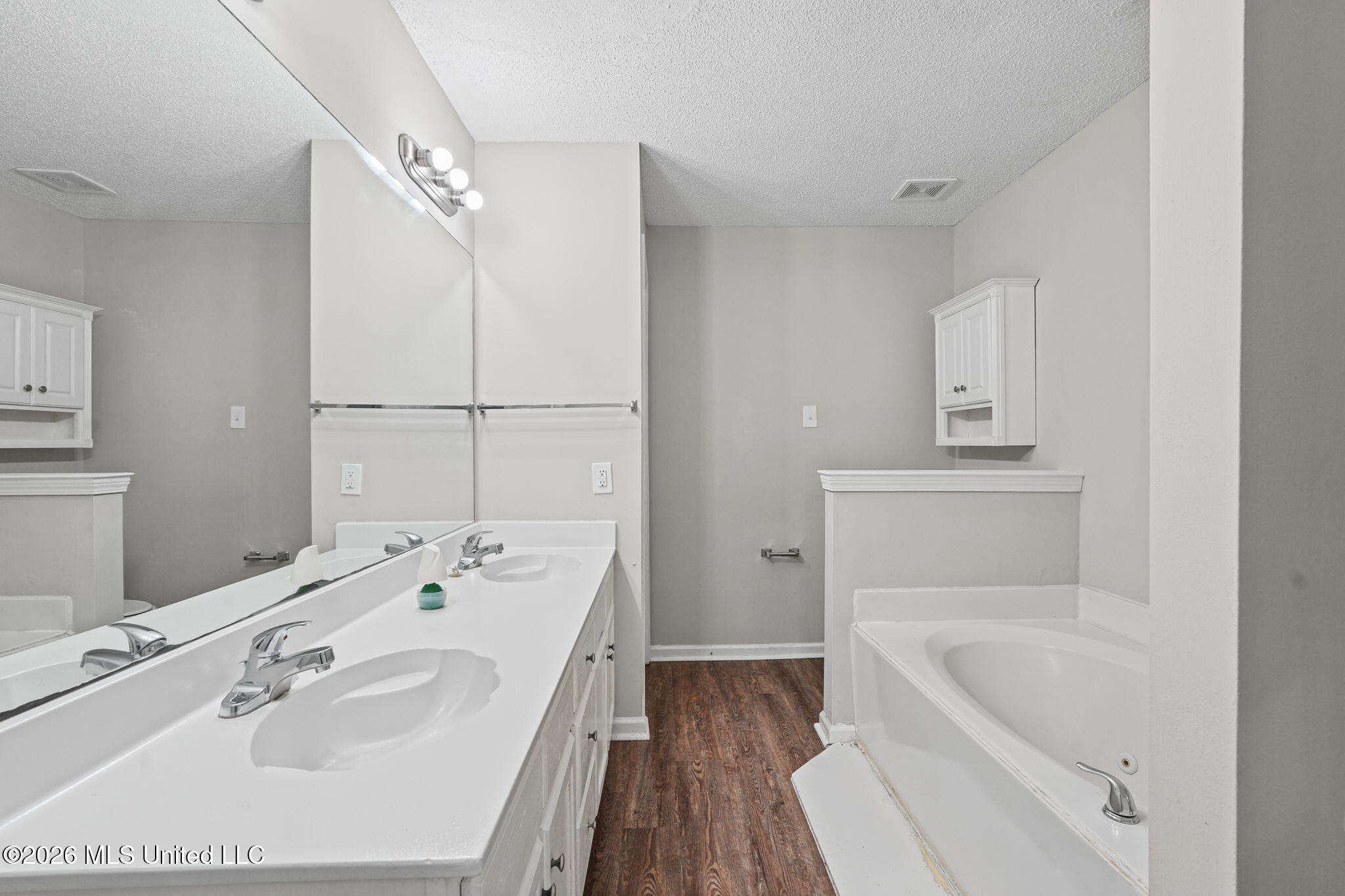 7827 Cayleb Lane Property Photo 10