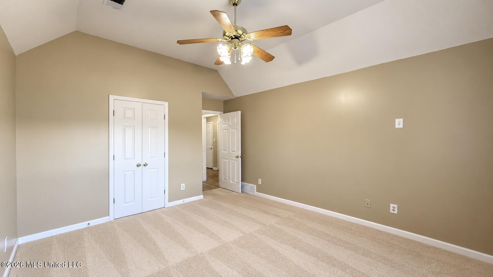 9240 Huron Drive Property Photo 18