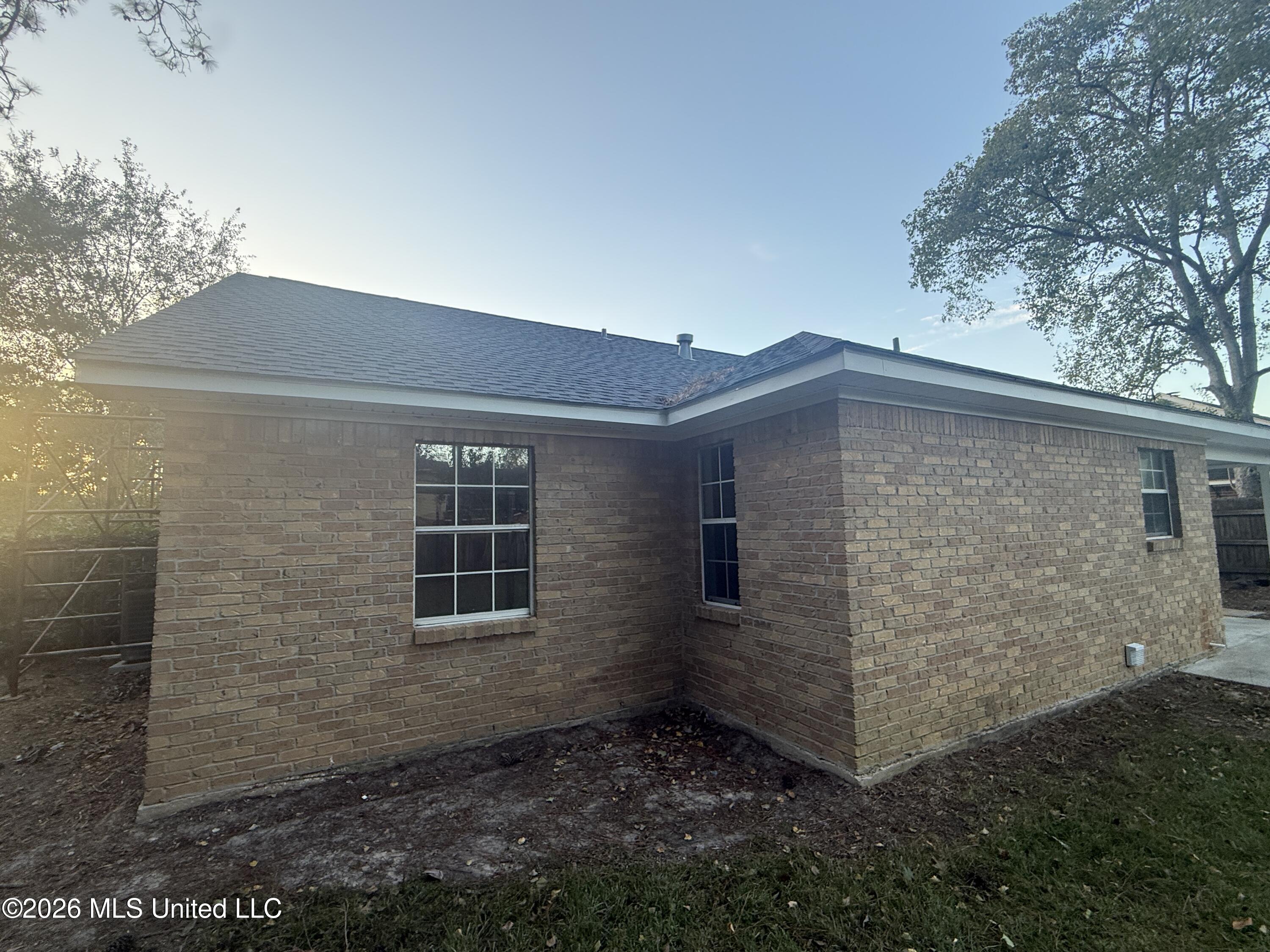 2208 Starfish Road Property Photo 4