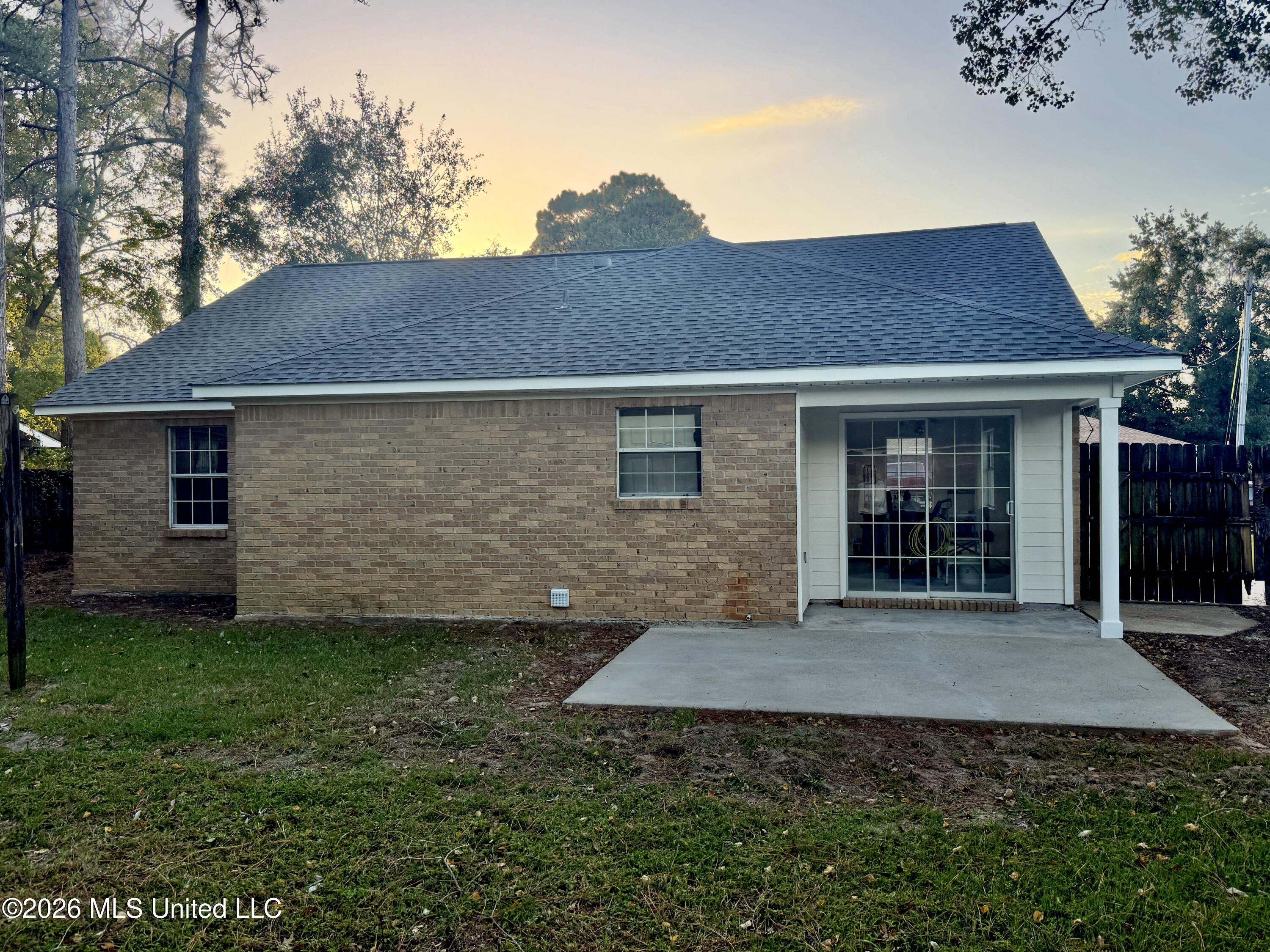 2208 Starfish Road Property Photo 7