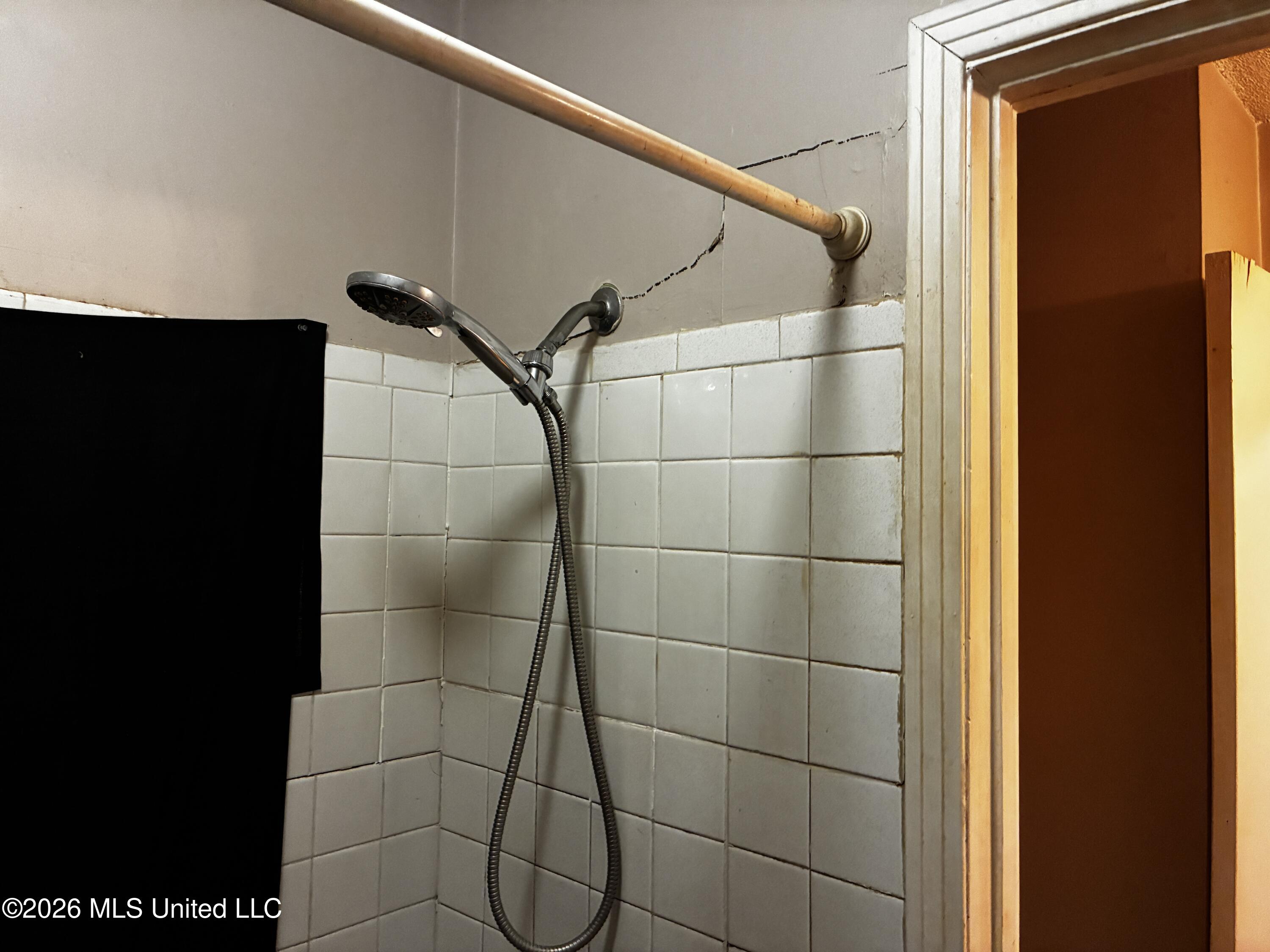 8229 Pinebrook Drive Property Photo 15