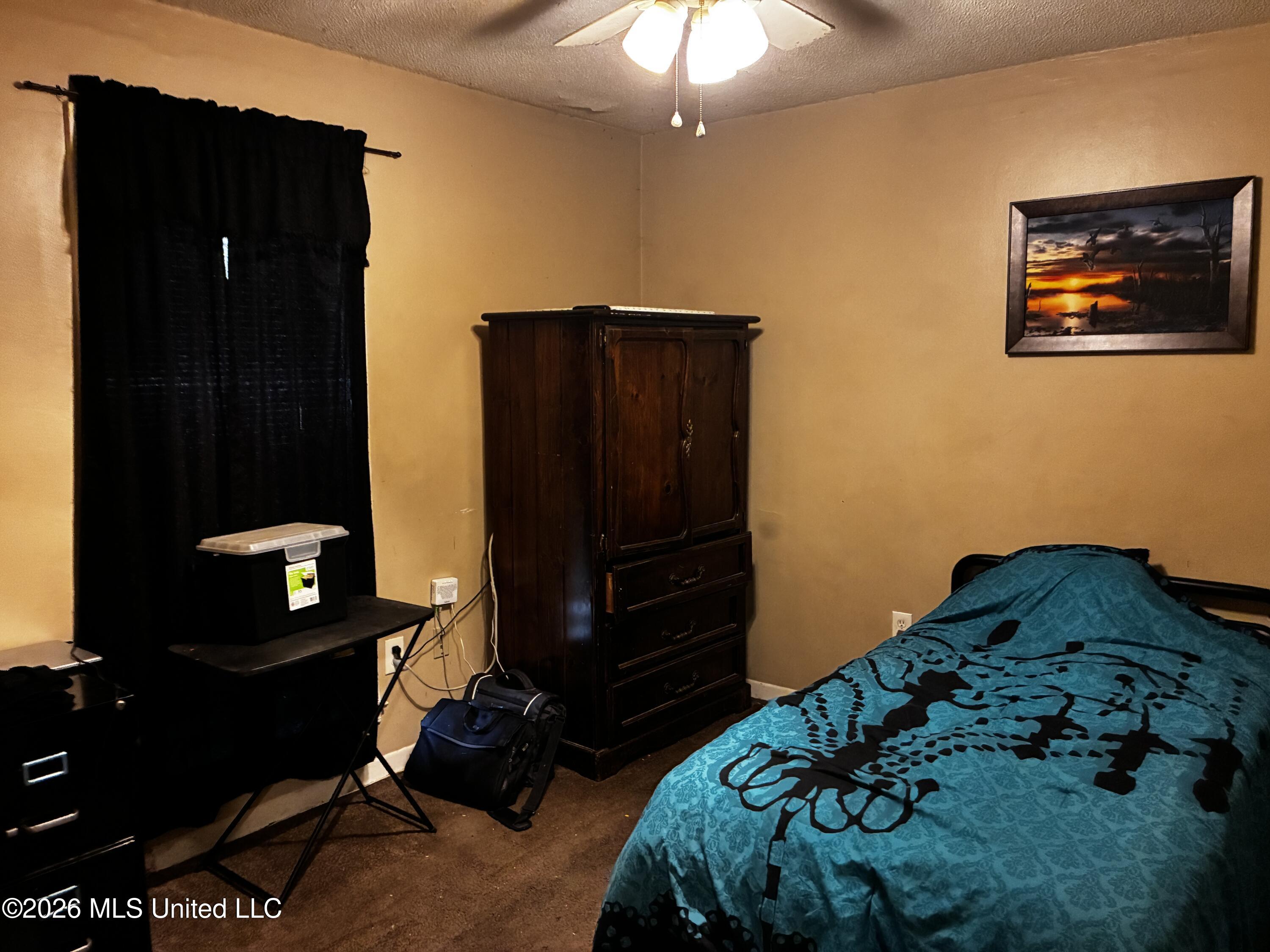 8229 Pinebrook Drive Property Photo 21