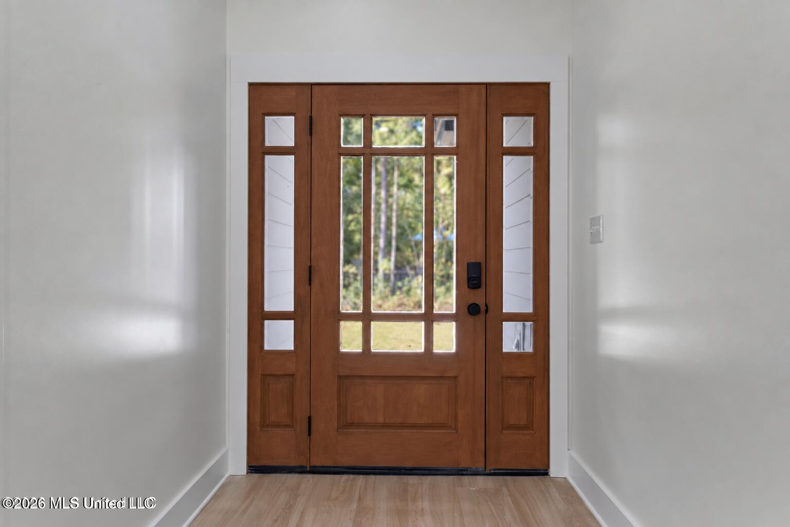 1612 Deer Street Property Photo 3