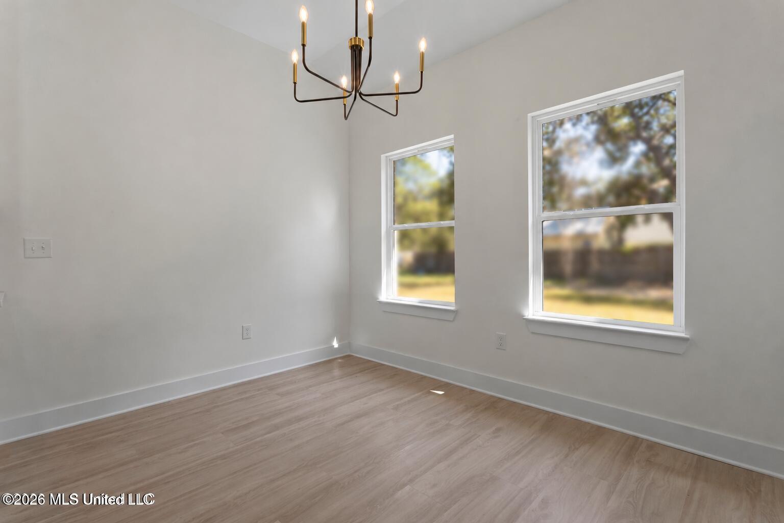 1612 Deer Street Property Photo 8