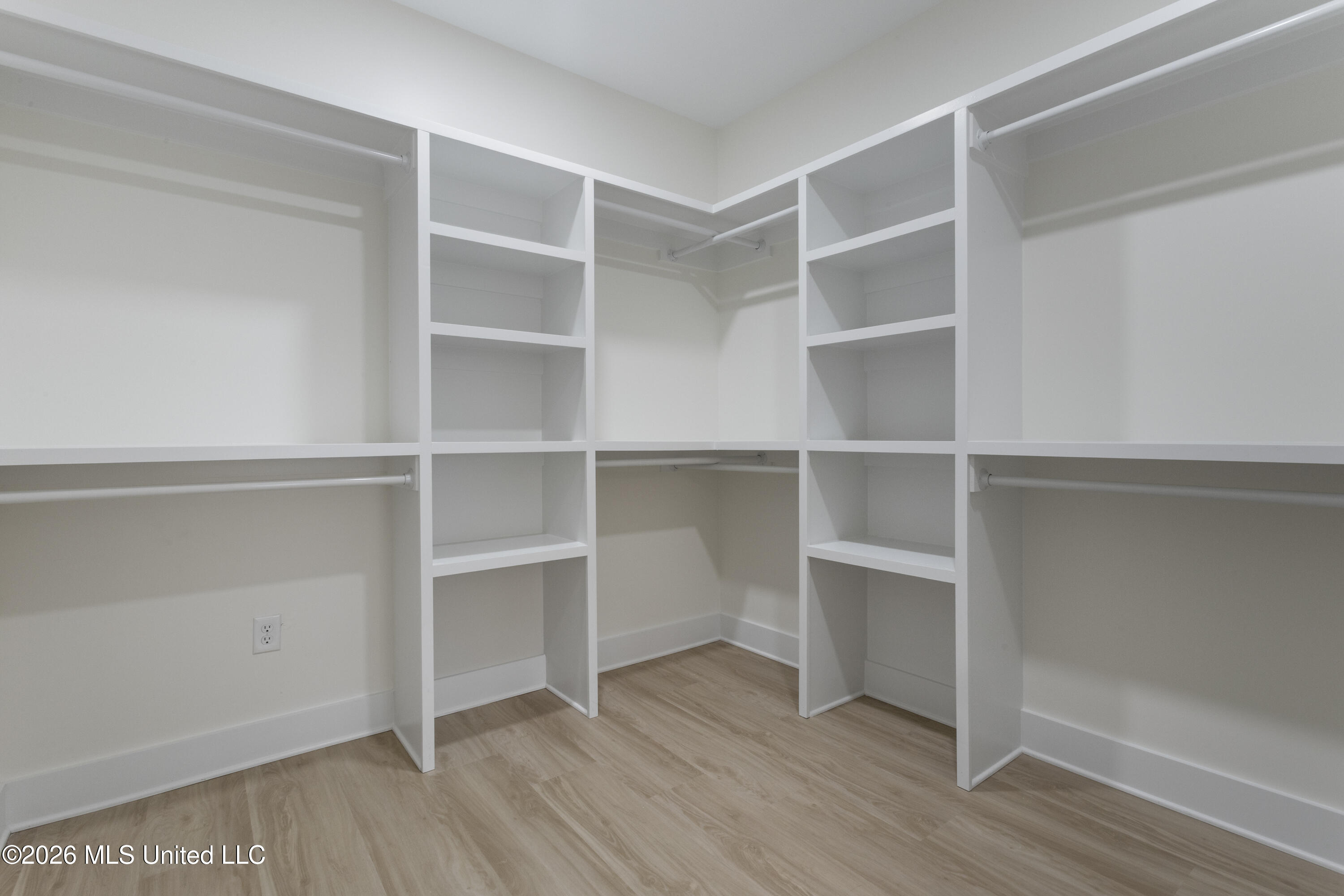 1612 Deer Street Property Photo 18