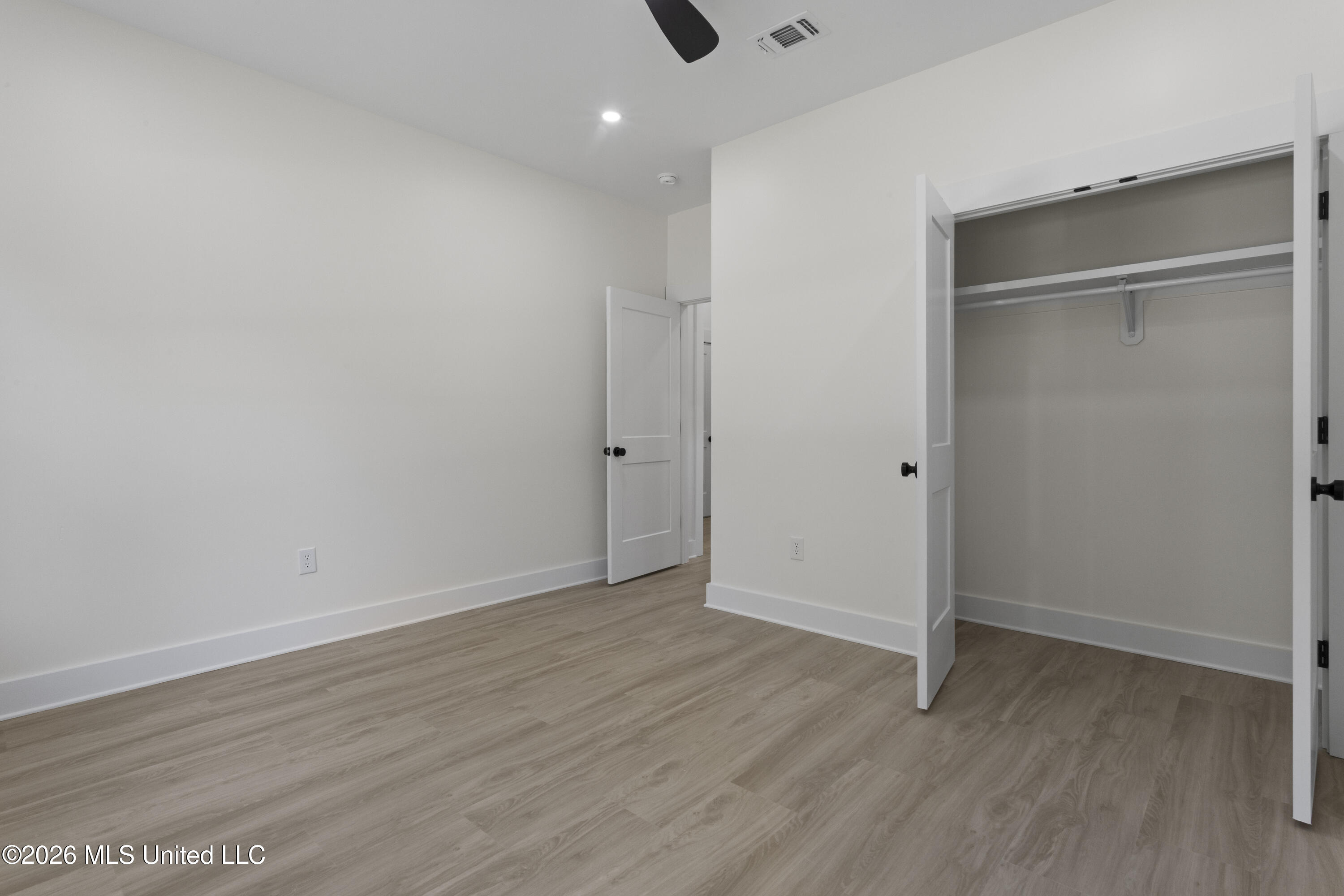 1612 Deer Street Property Photo 24