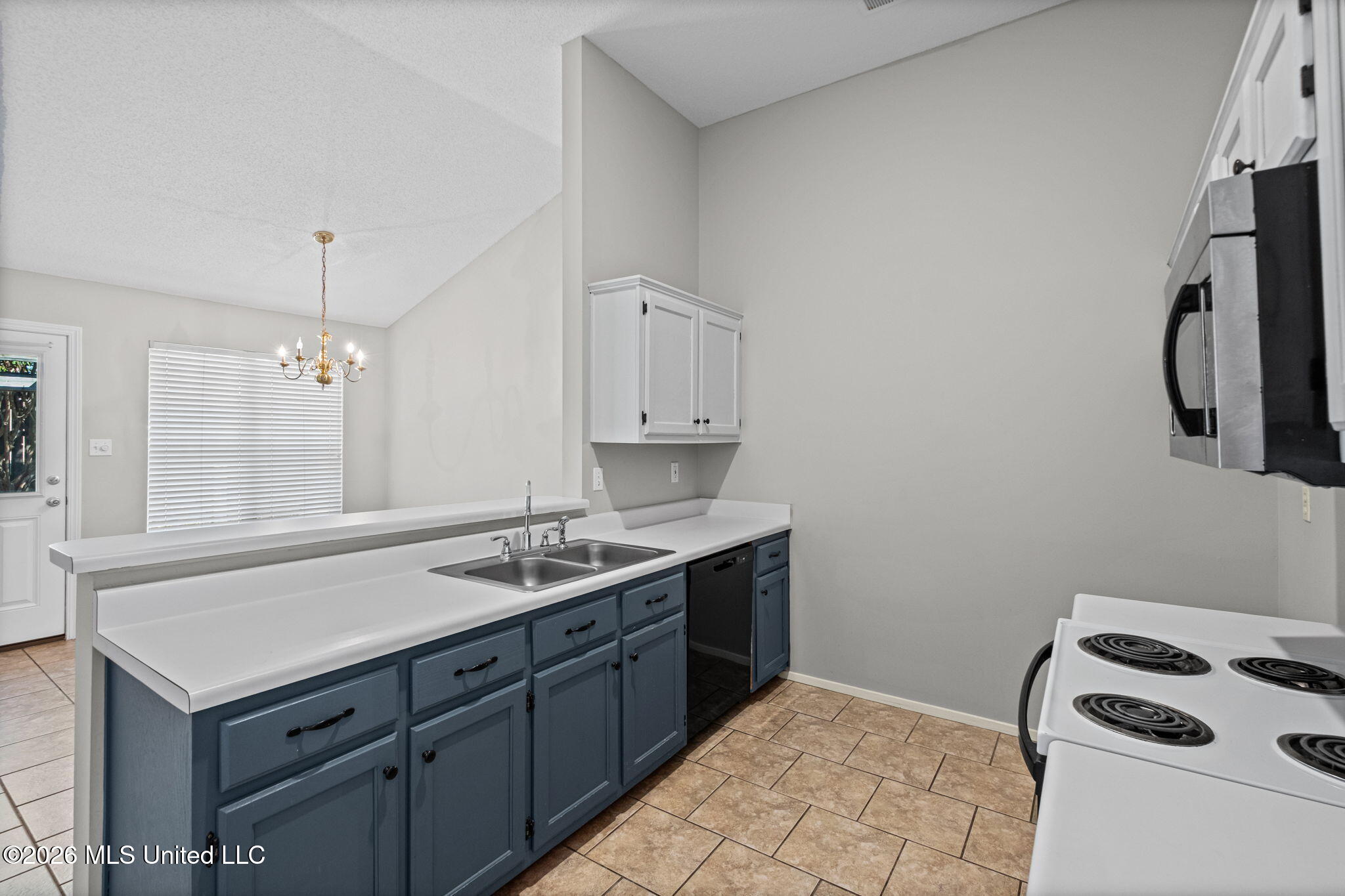 9336 Huron Drive Property Photo 4