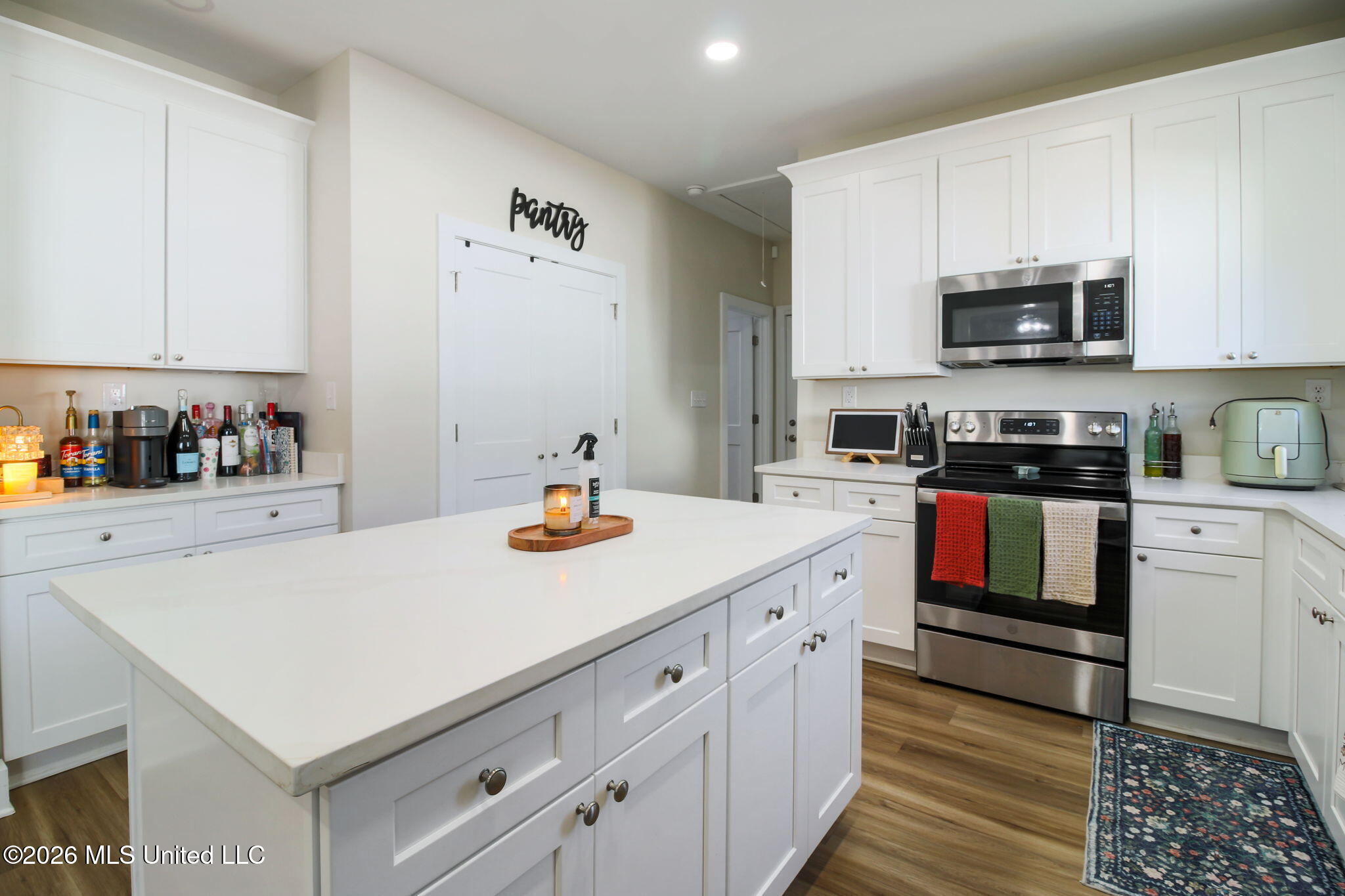 1419 Mantou Street Property Photo 9