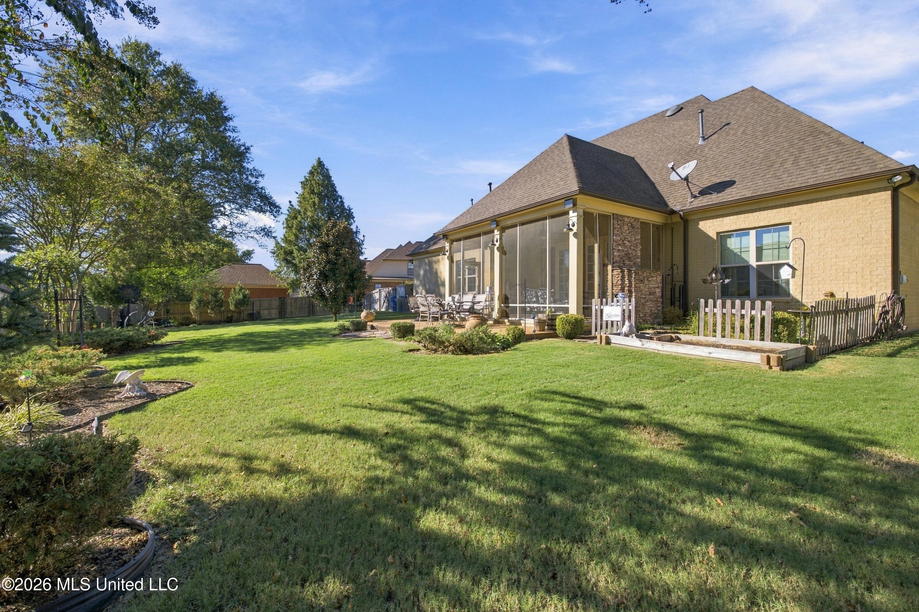 13881 Sycamore Creek Cove Property Photo 25