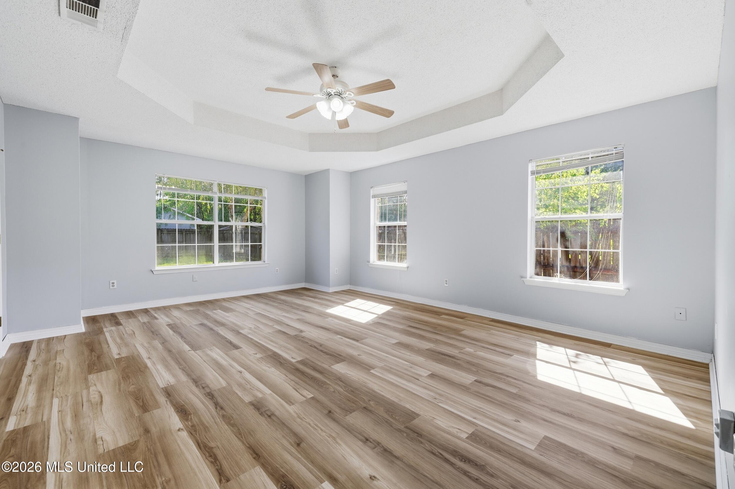 3208 Beachview Drive Property Photo 16