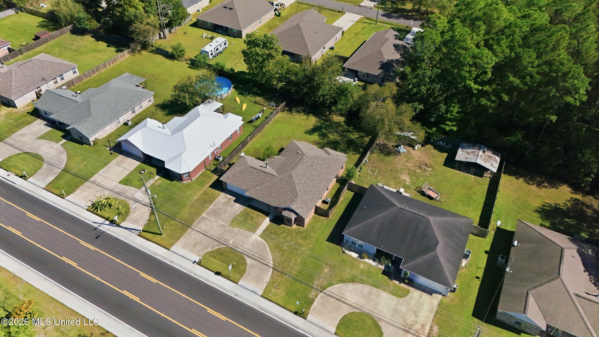 3208 Beachview Drive Property Photo 38
