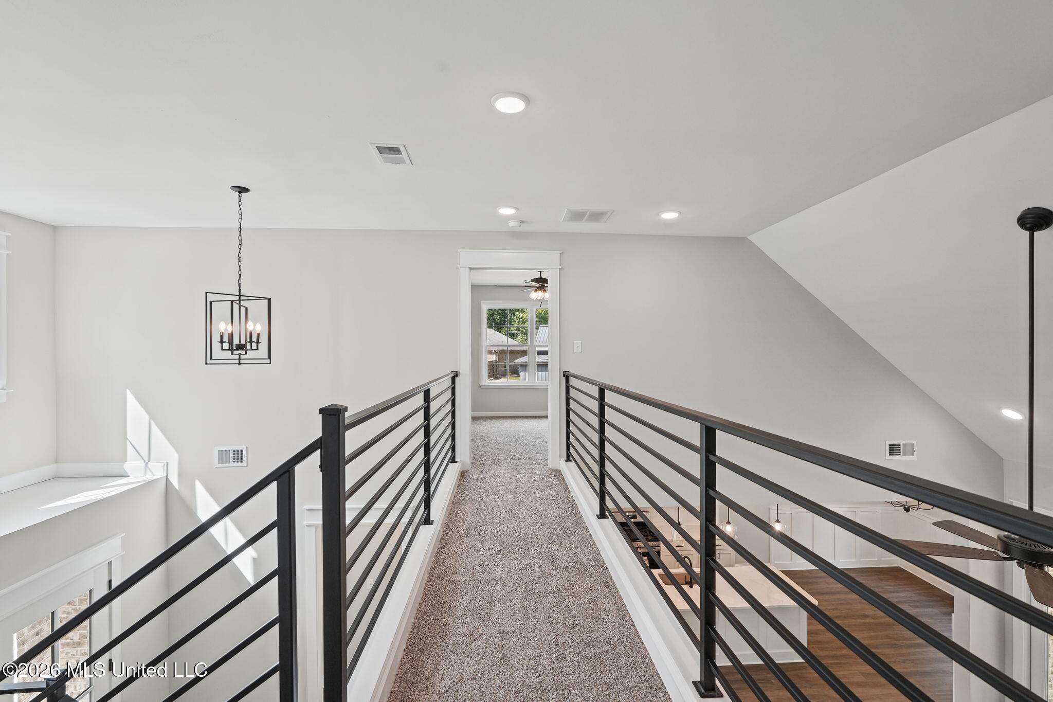 7160 Soaring Oaks Cove Property Photo 19