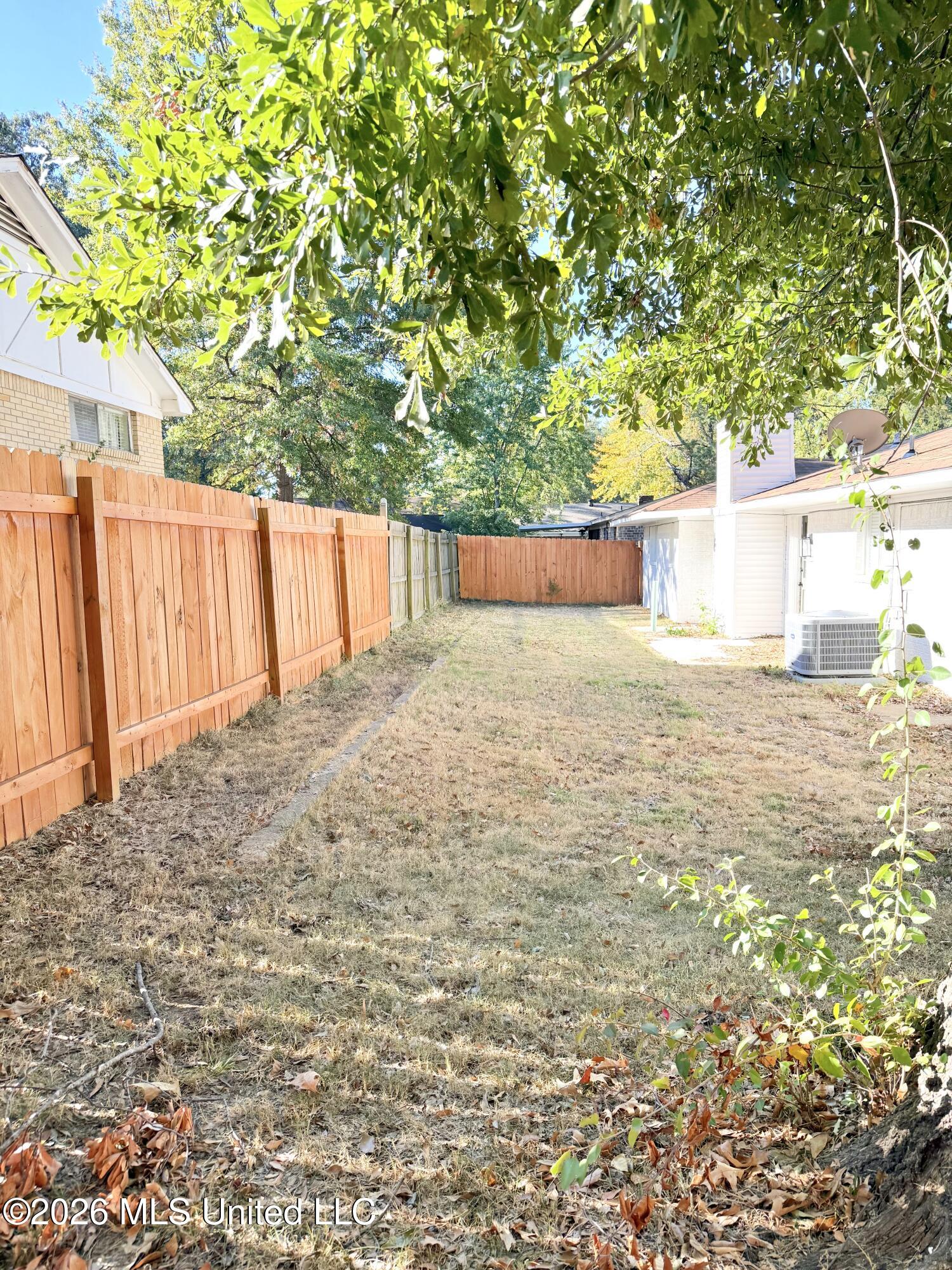8590 Greenbrook Parkway Property Photo 9