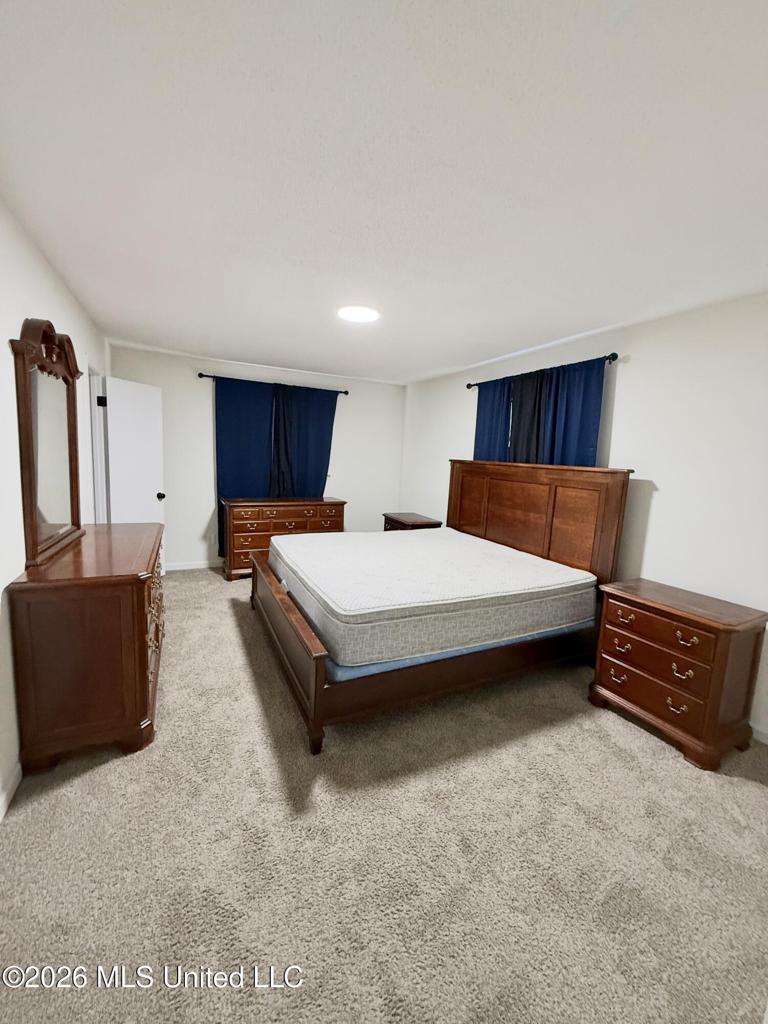 8590 Greenbrook Parkway Property Photo 11