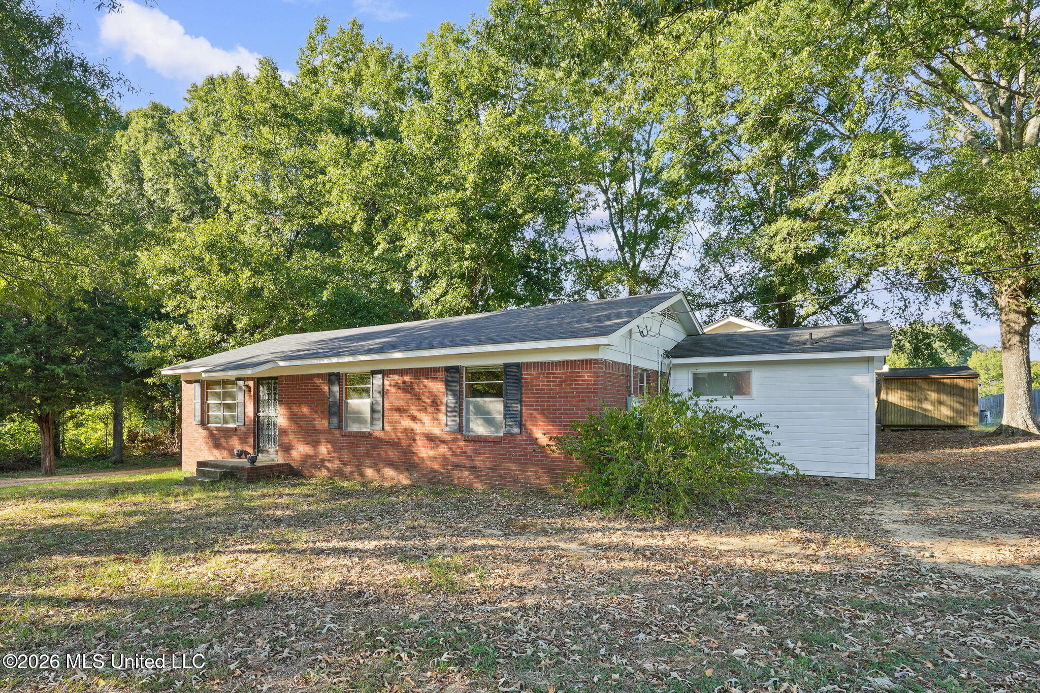 1625 Pryor Road Property Photo 2