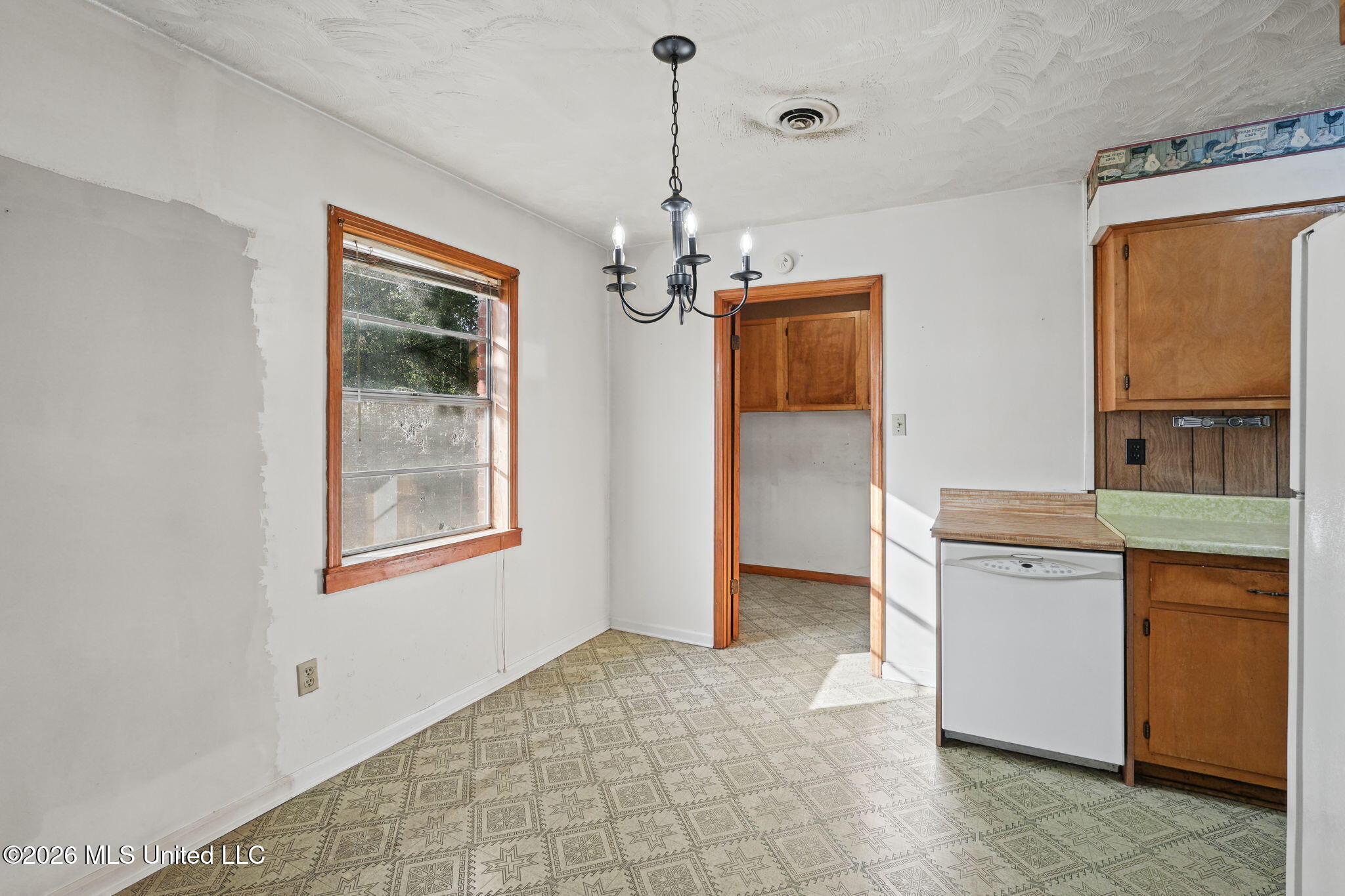 1625 Pryor Road Property Photo 9