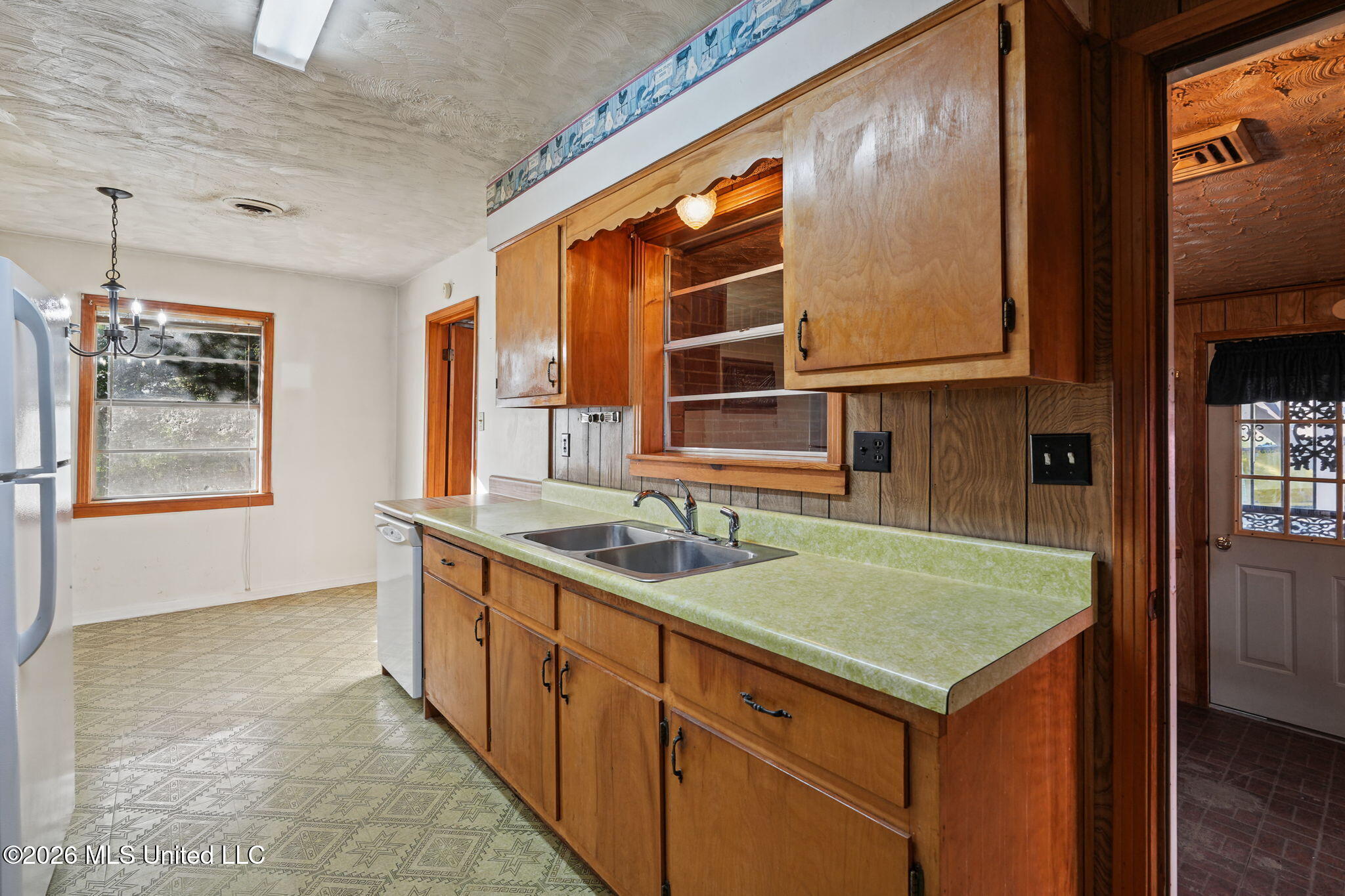 1625 Pryor Road Property Photo 11