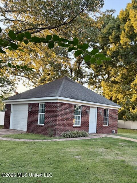 1720 Country Club Road Property Photo 18