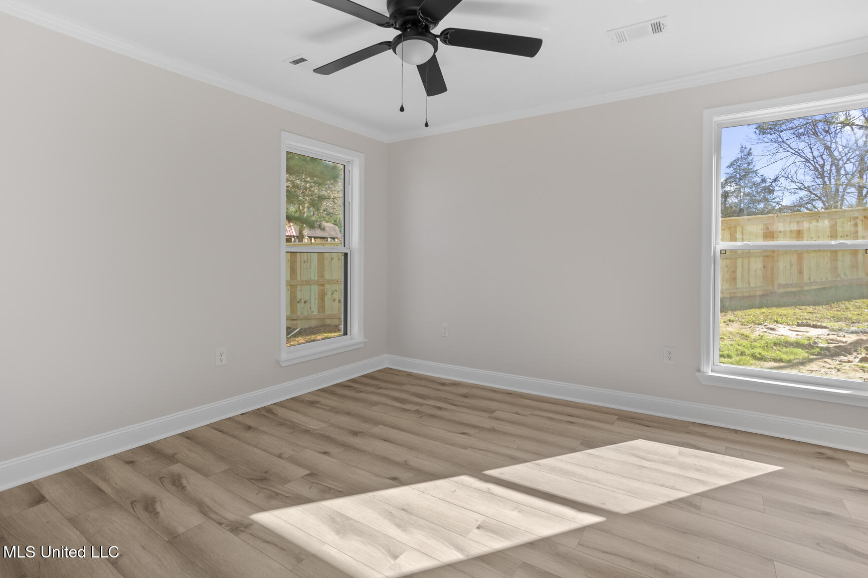 2449 W Mountain Creek Road Property Photo 20