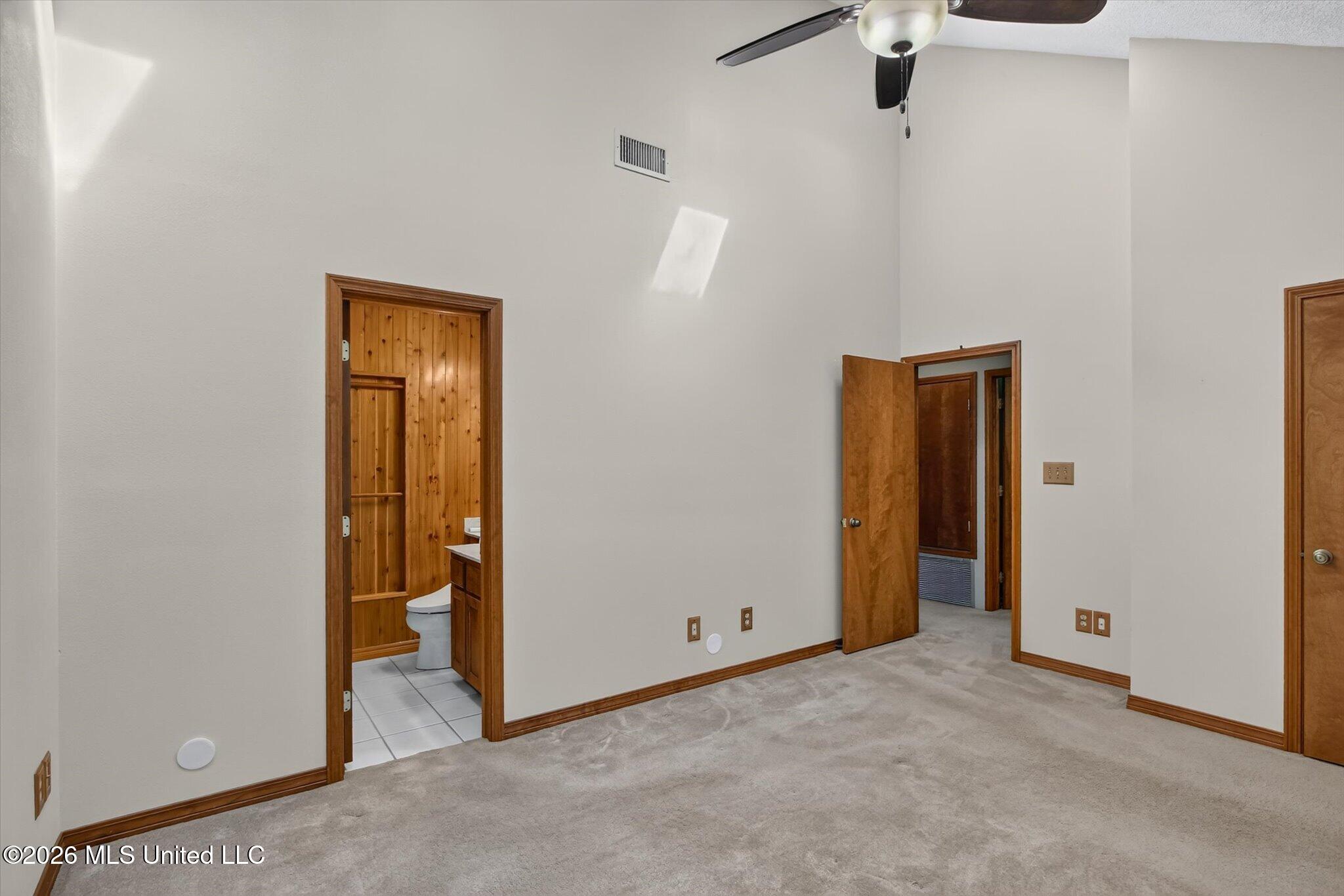 112 S Wright Avenue Property Photo 25
