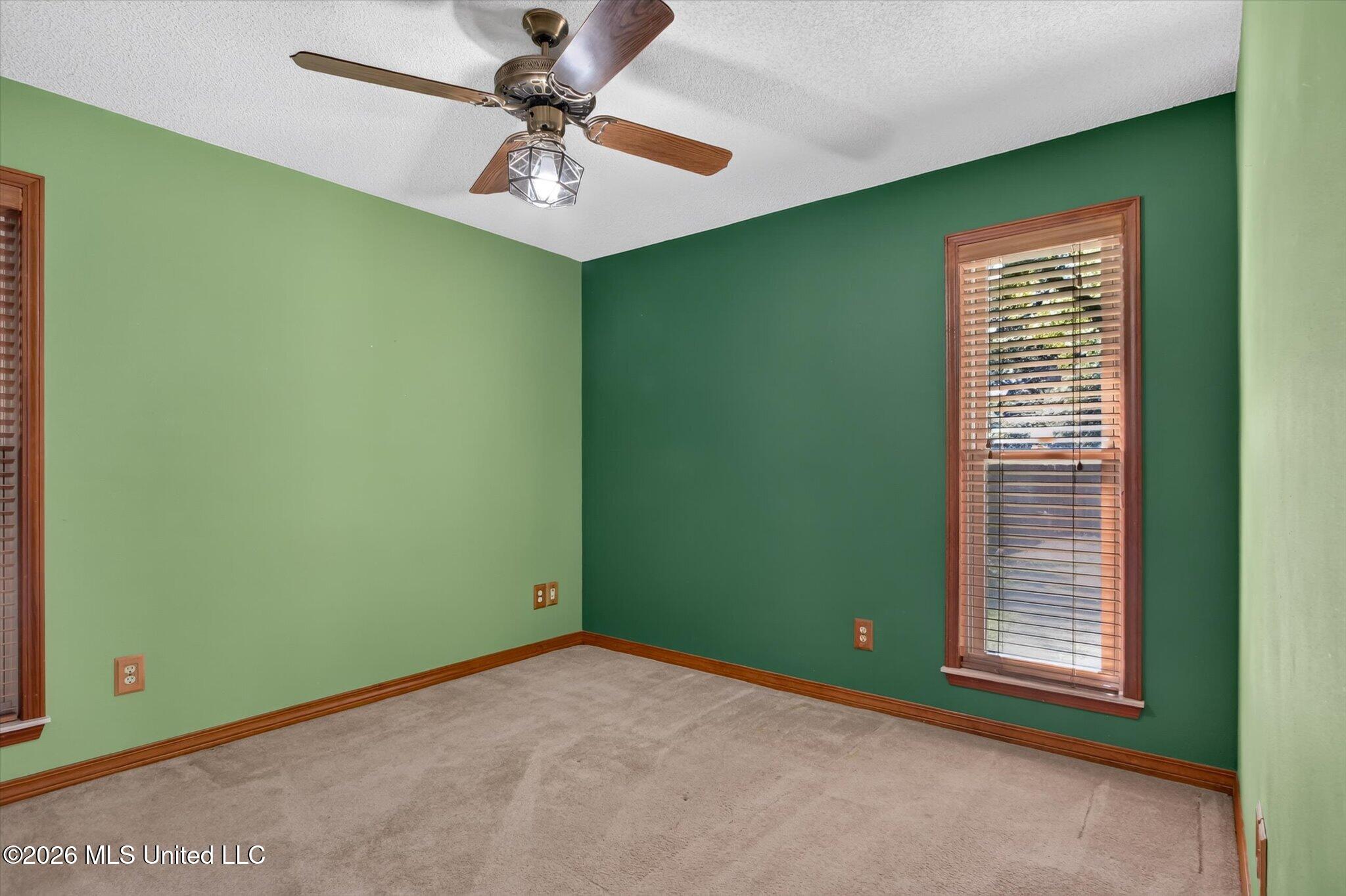 112 S Wright Avenue Property Photo 30