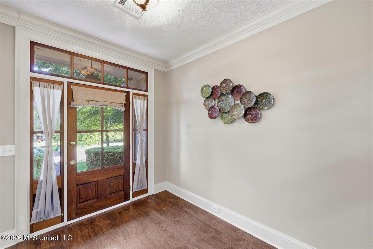 114 Dunton Hill Lane Property Photo 6