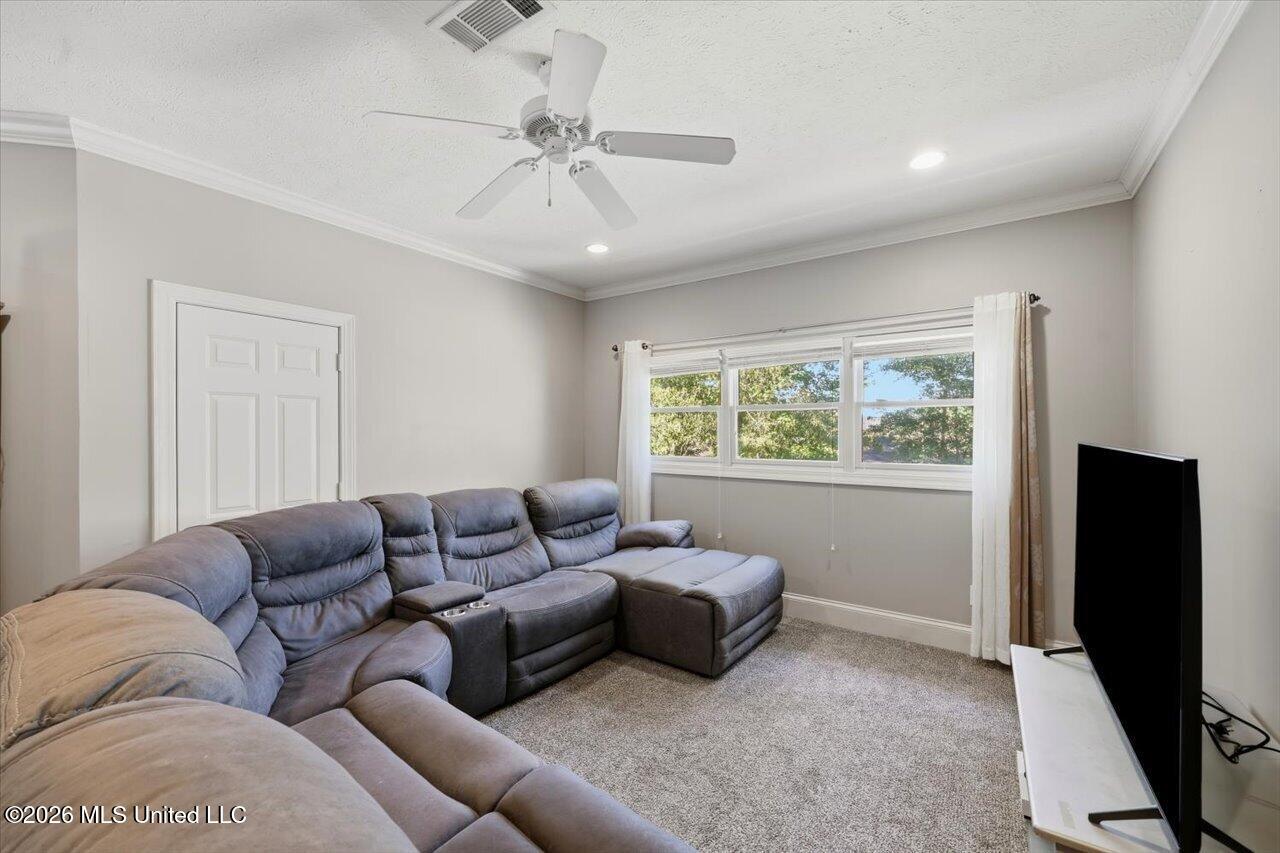 114 Dunton Hill Lane Property Photo 30