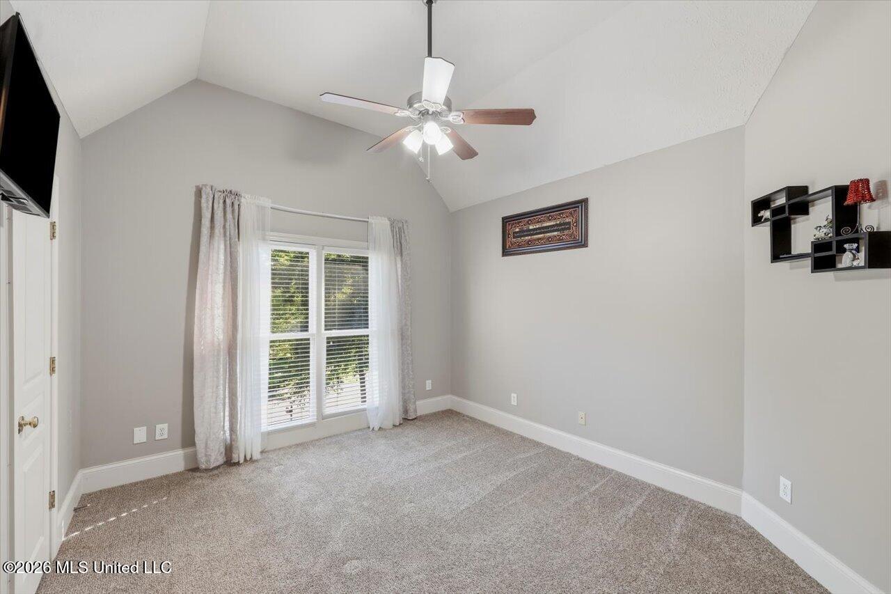 114 Dunton Hill Lane Property Photo 35