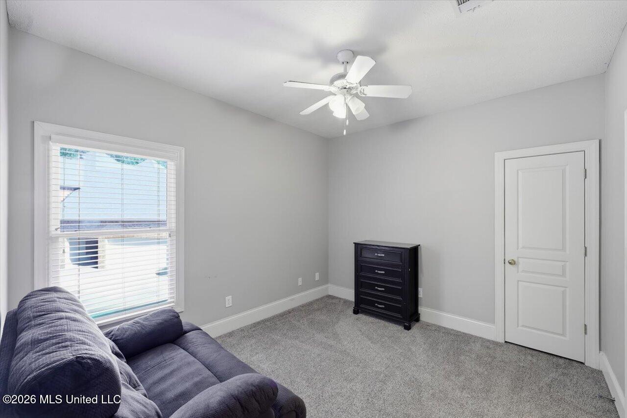 114 Dunton Hill Lane Property Photo 38