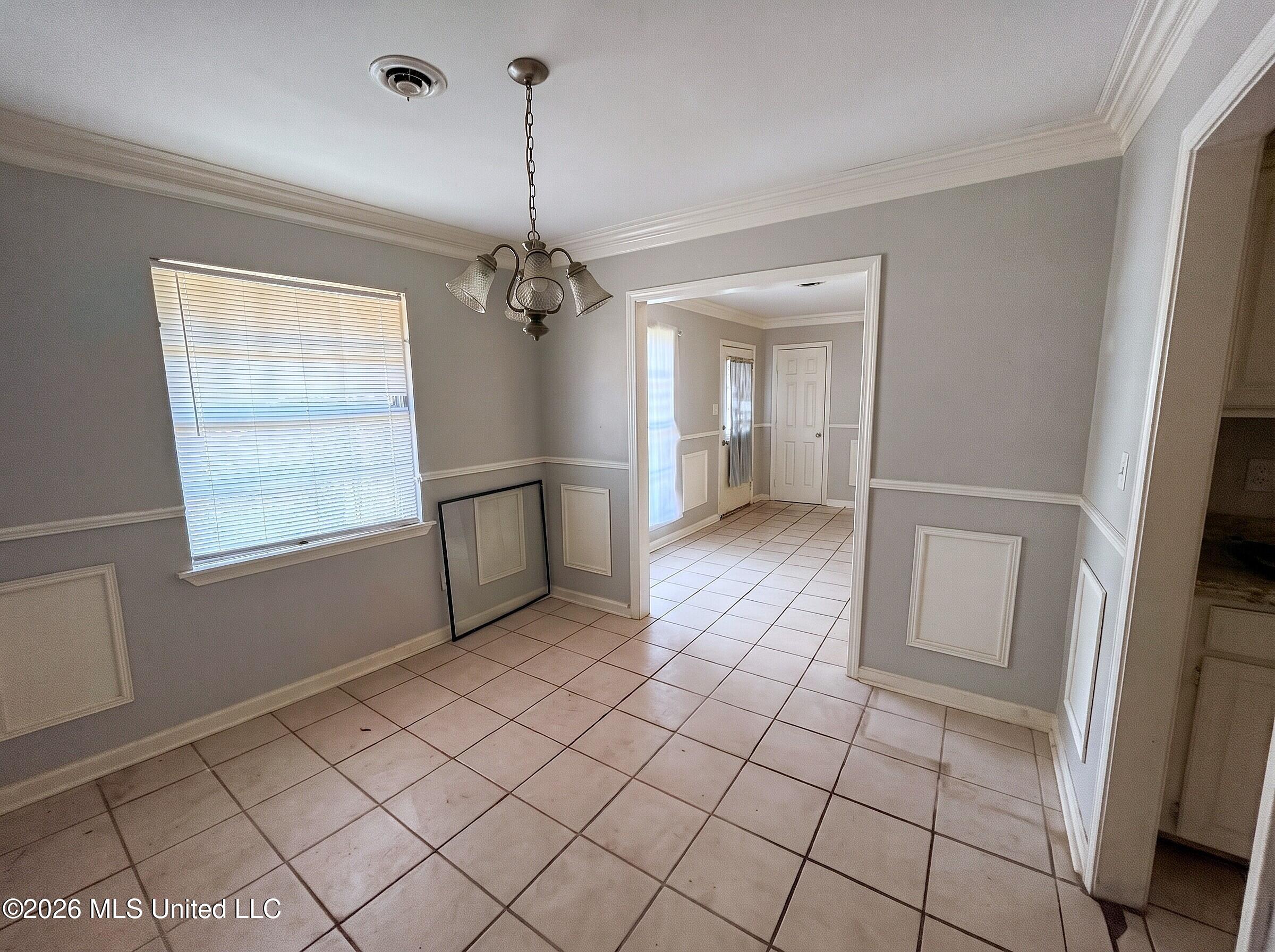 359 Lynwood Lane Property Photo 3