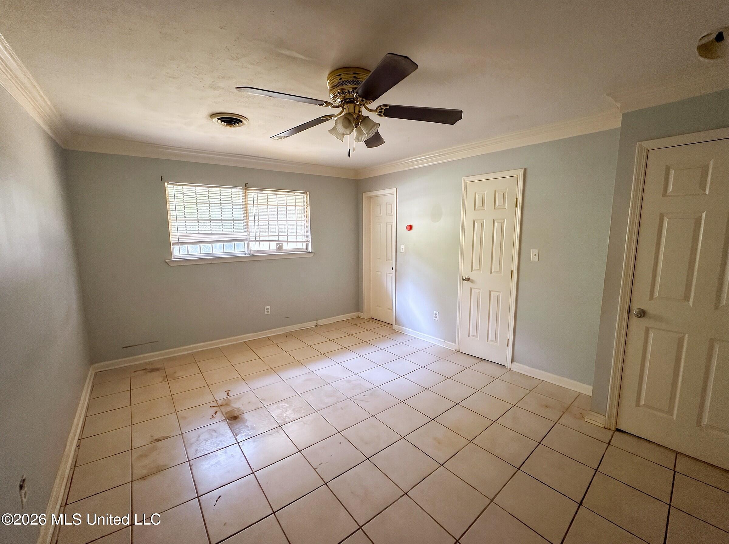 359 Lynwood Lane Property Photo 5