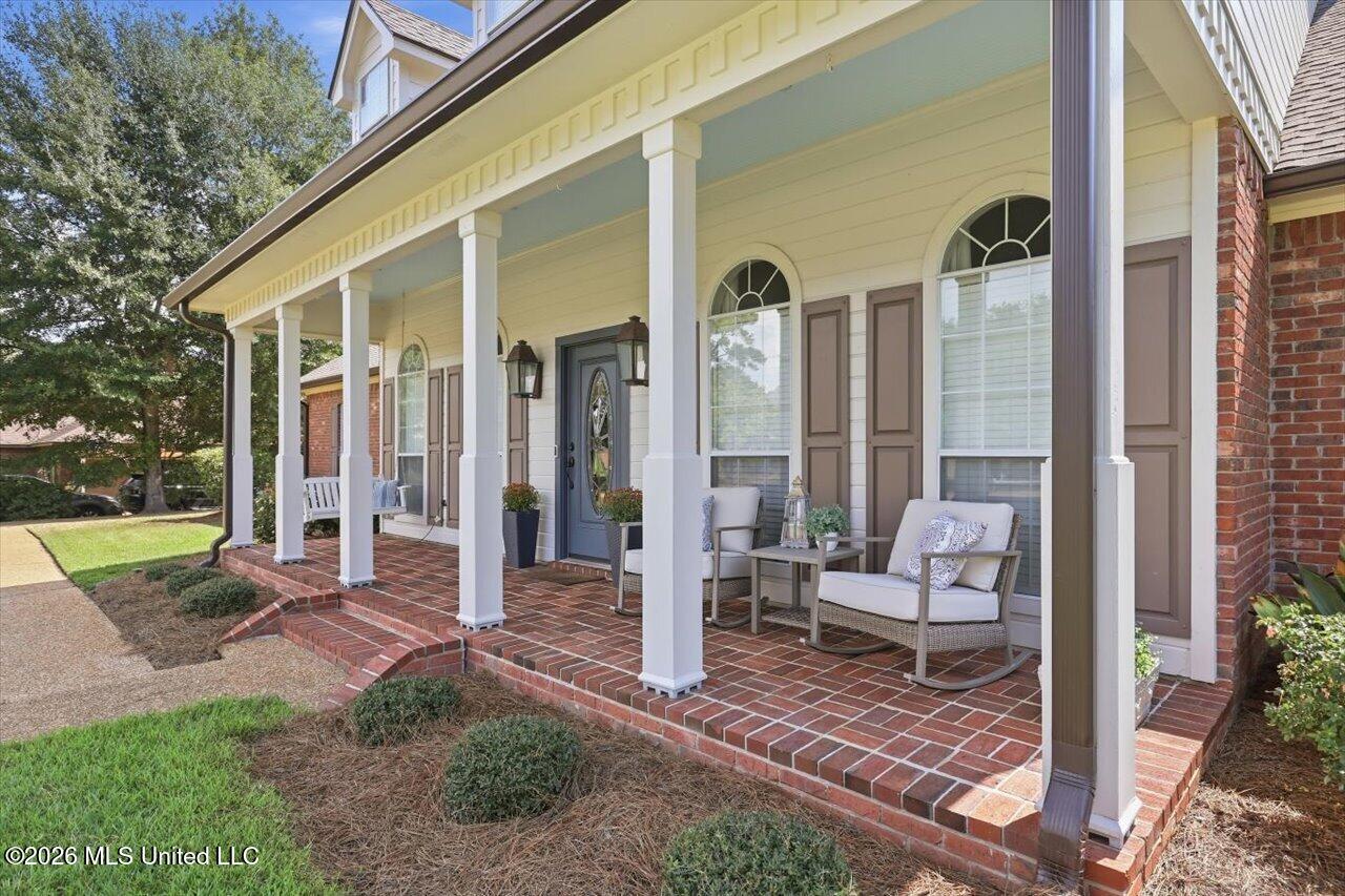 534 Lake Pointe Lane Property Photo 6