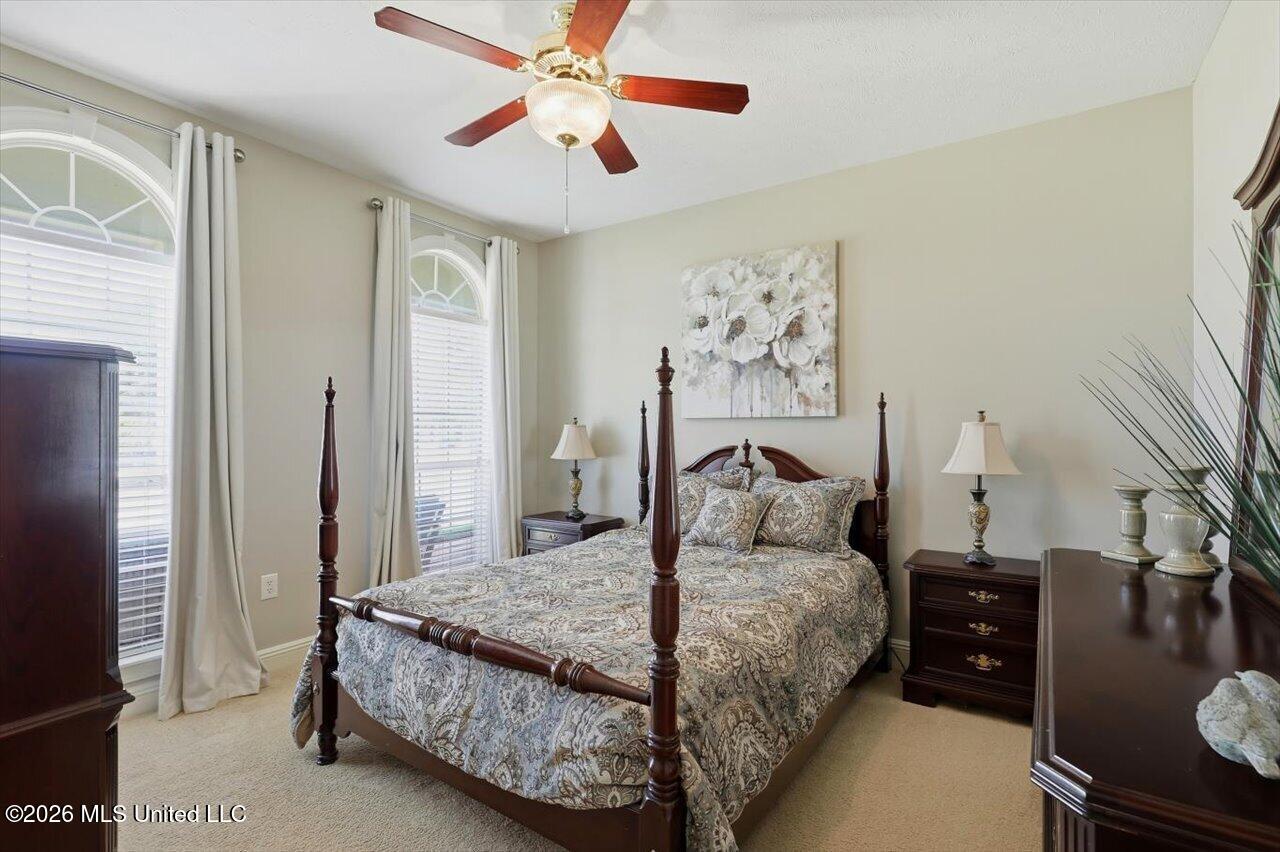 534 Lake Pointe Lane Property Photo 37