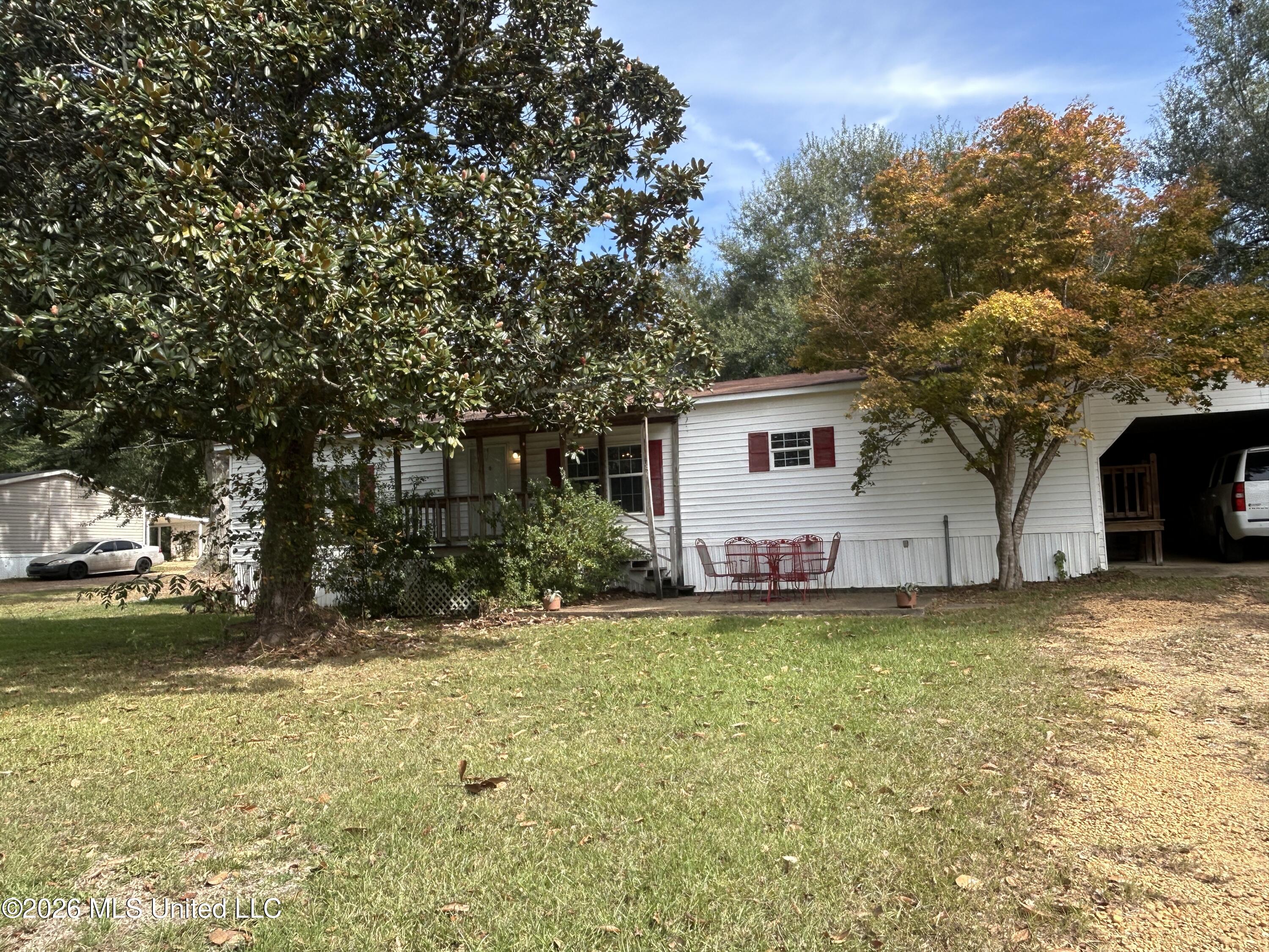 1022 Eastover Lane Property Photo 2