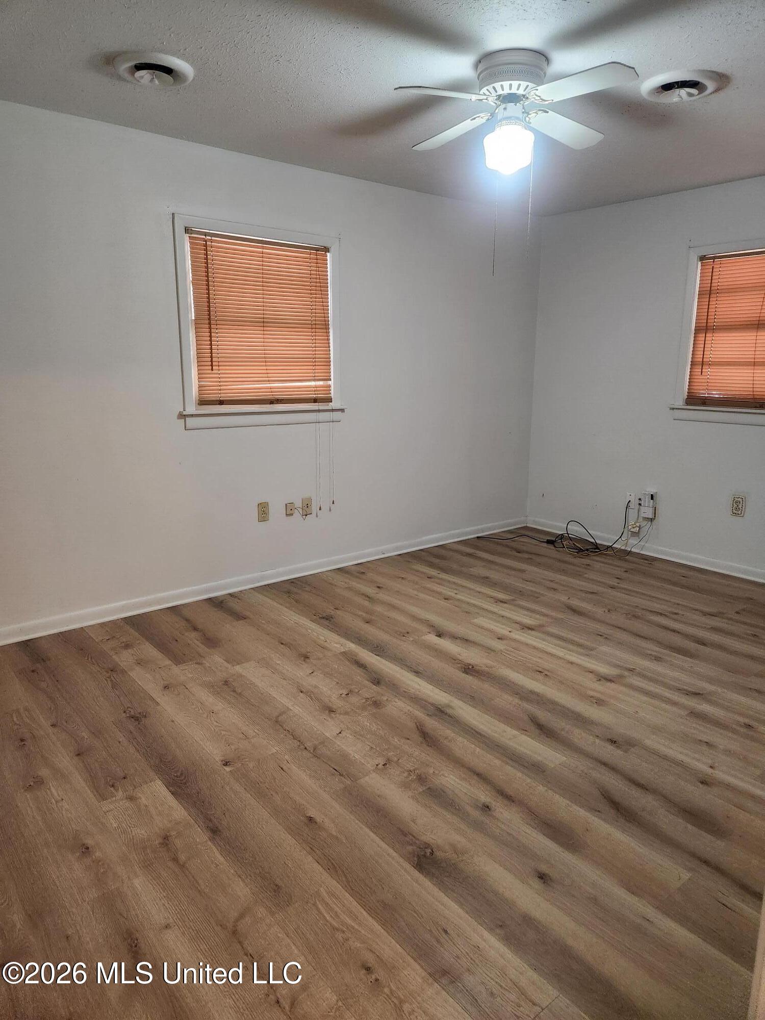 232 Southbrook Drive Property Photo 7