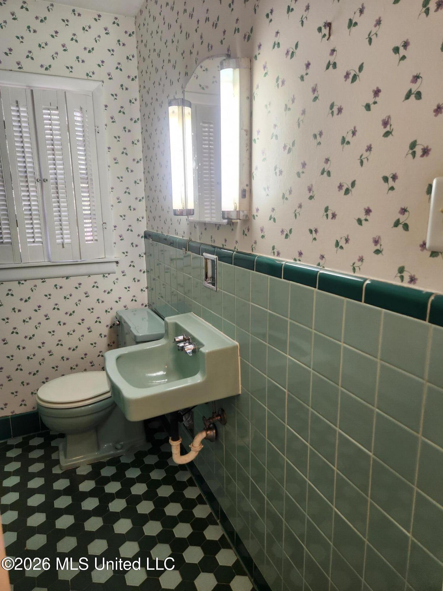 232 Southbrook Drive Property Photo 9