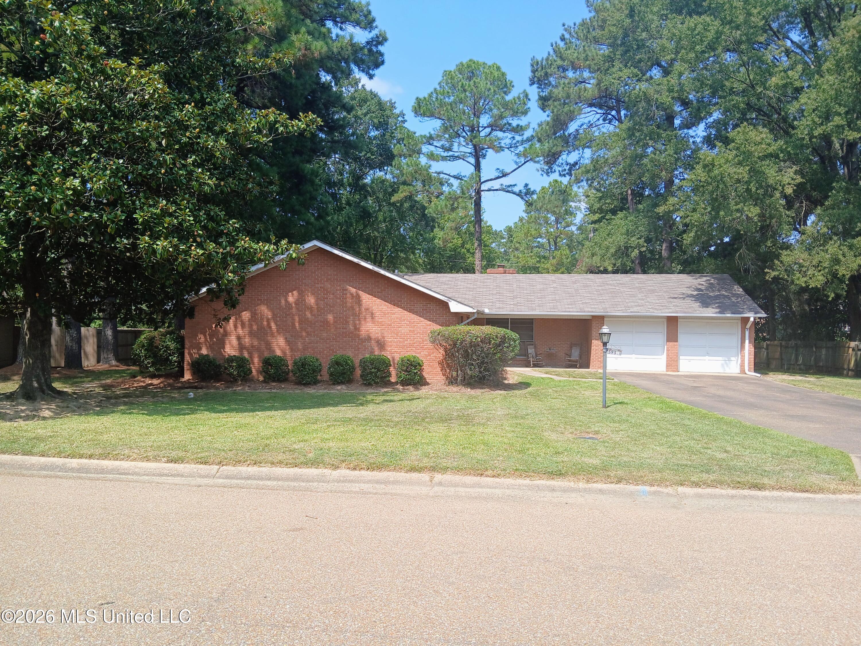 5951 Waverly Drive Property Photo 1
