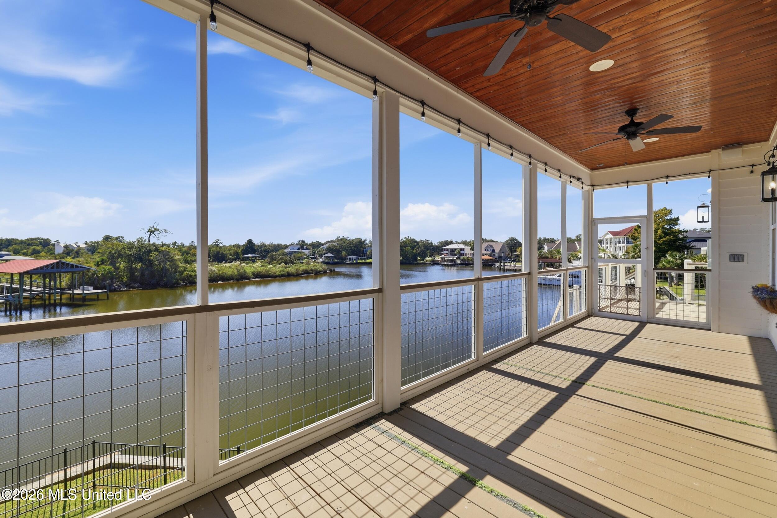 8 Rivers Bend Drive Property Photo 45