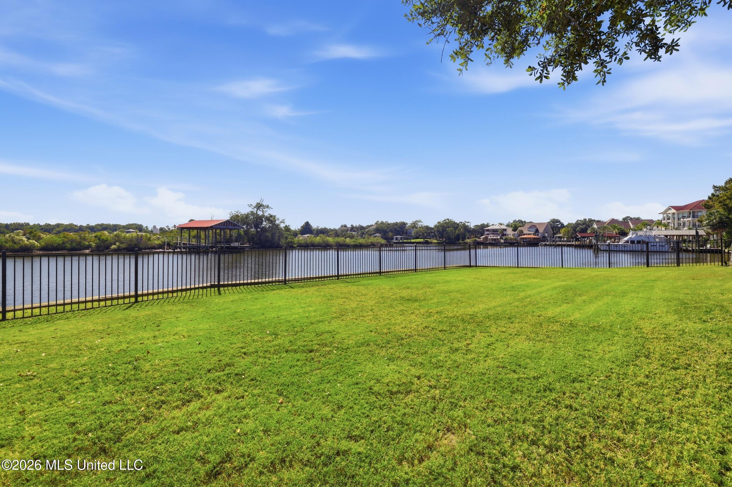 8 Rivers Bend Drive Property Photo 96