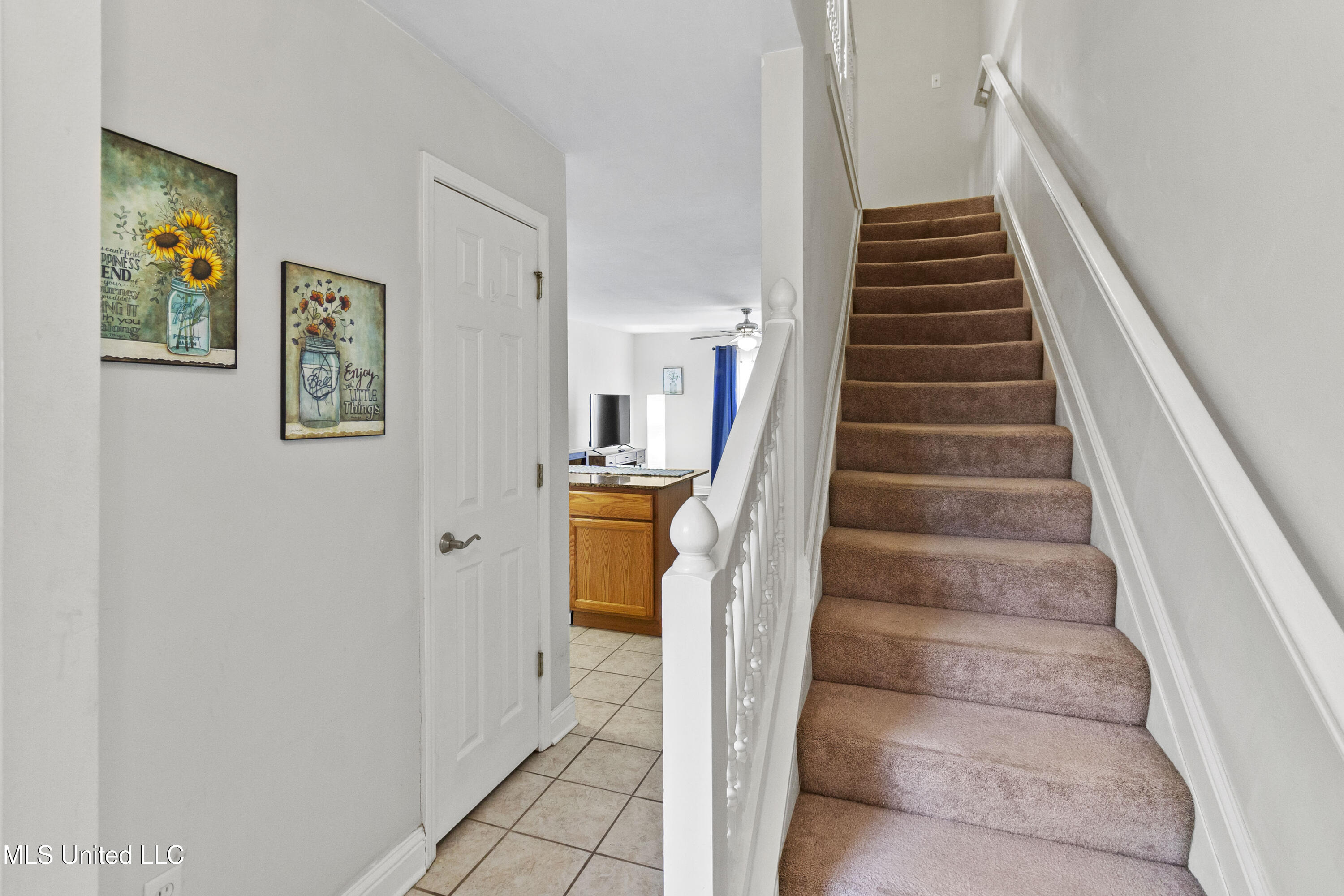 1664 Beach Boulevard Property Photo 5
