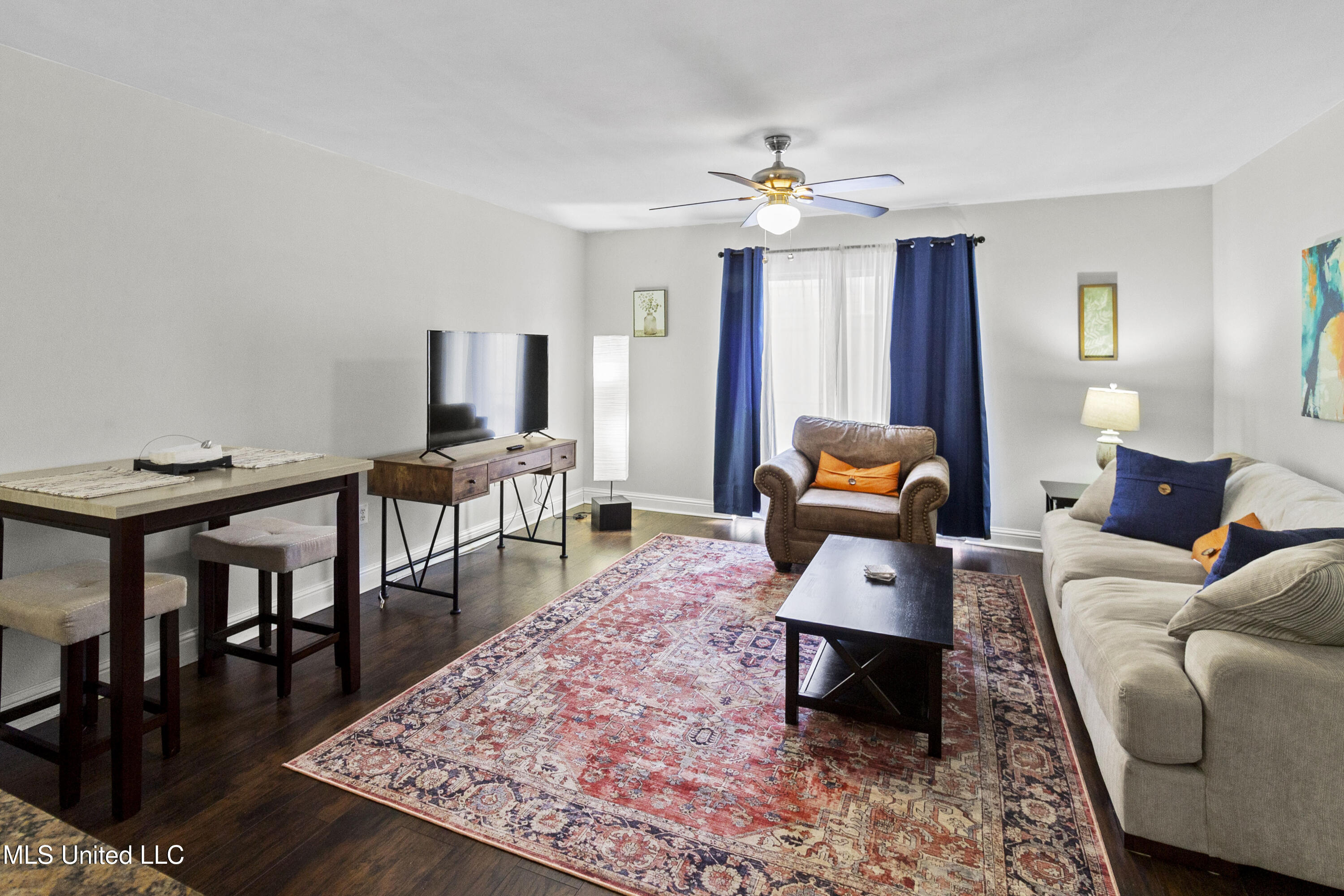 1664 Beach Boulevard Property Photo 6