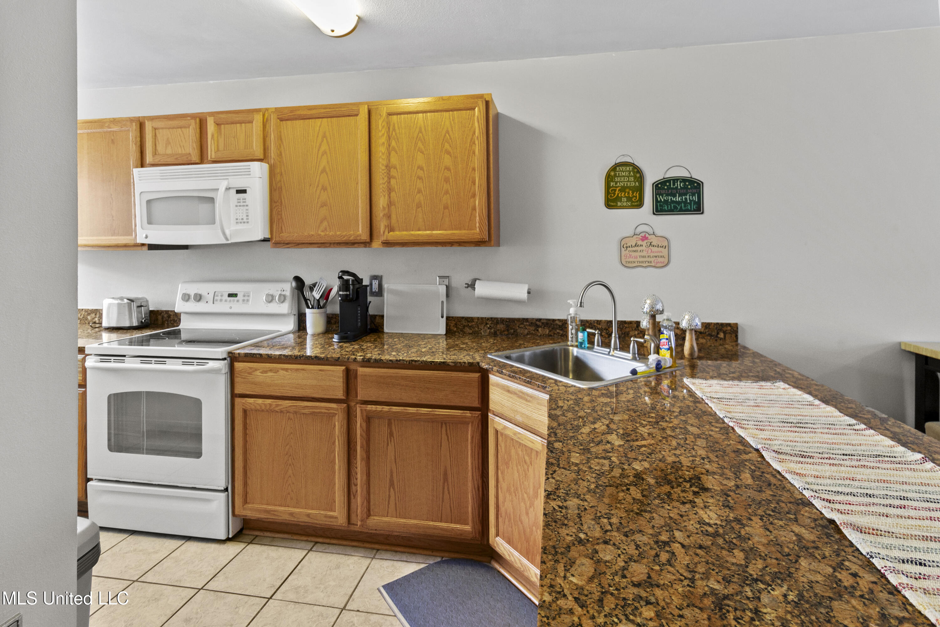 1664 Beach Boulevard Property Photo 10