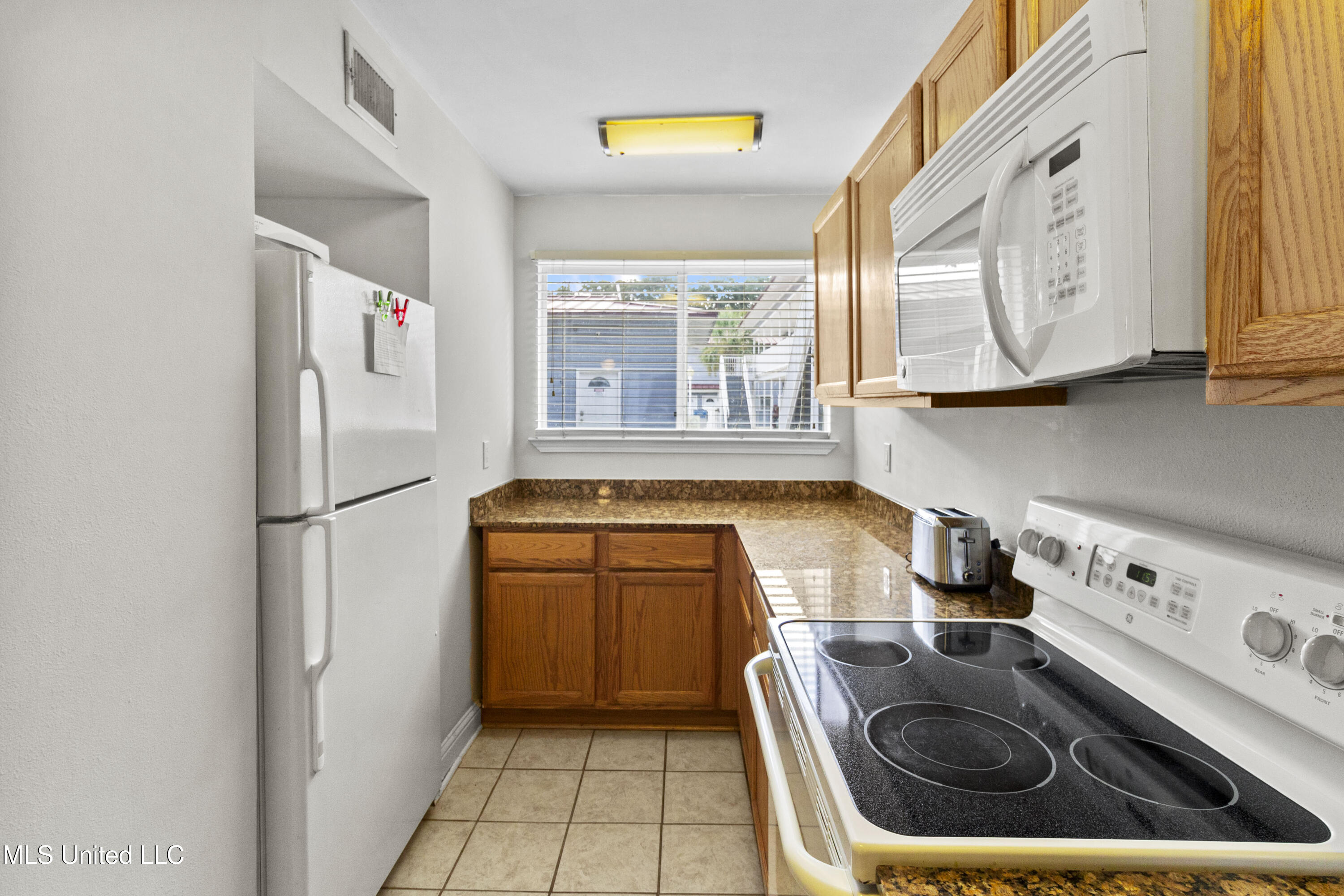 1664 Beach Boulevard Property Photo 11