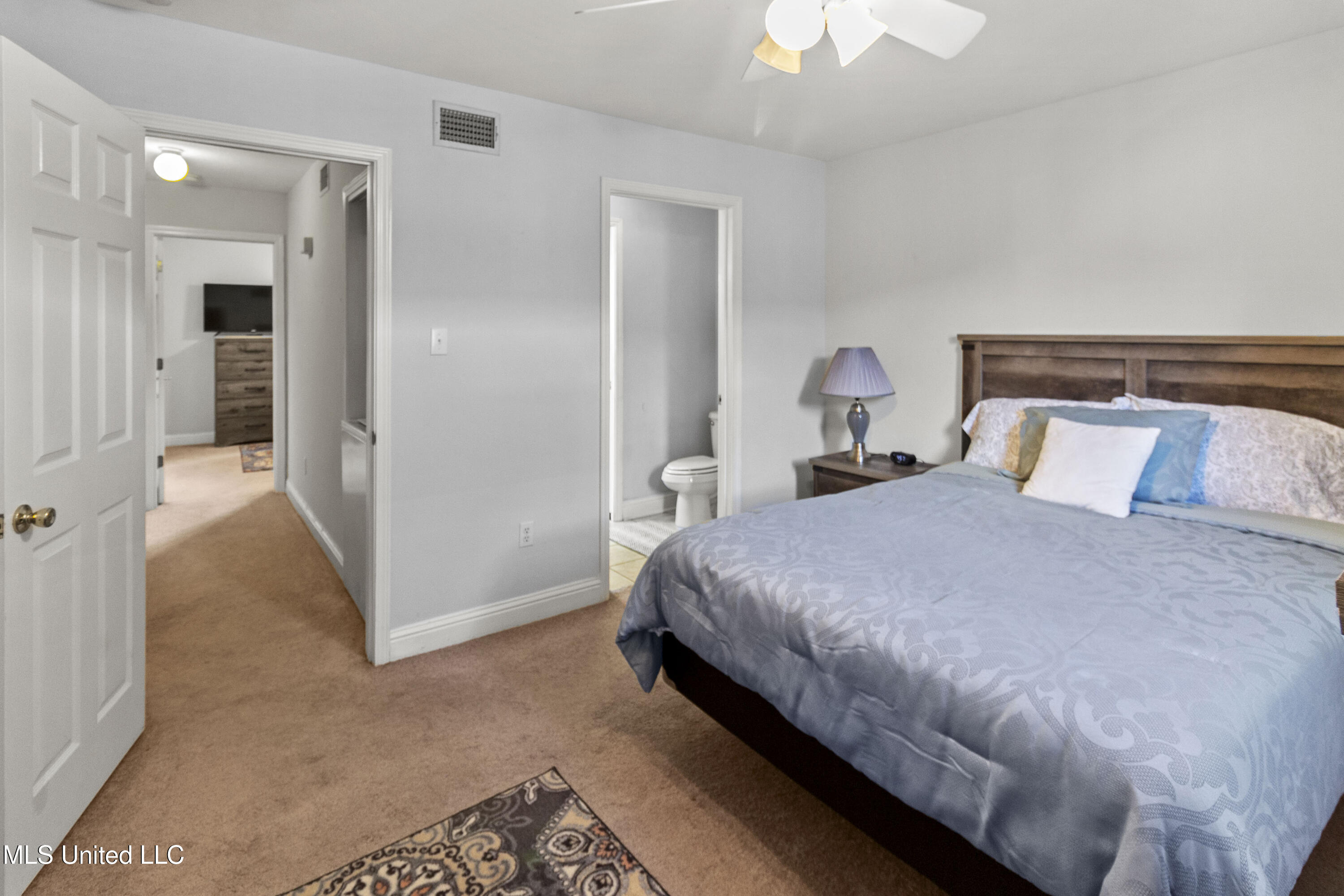 1664 Beach Boulevard Property Photo 15