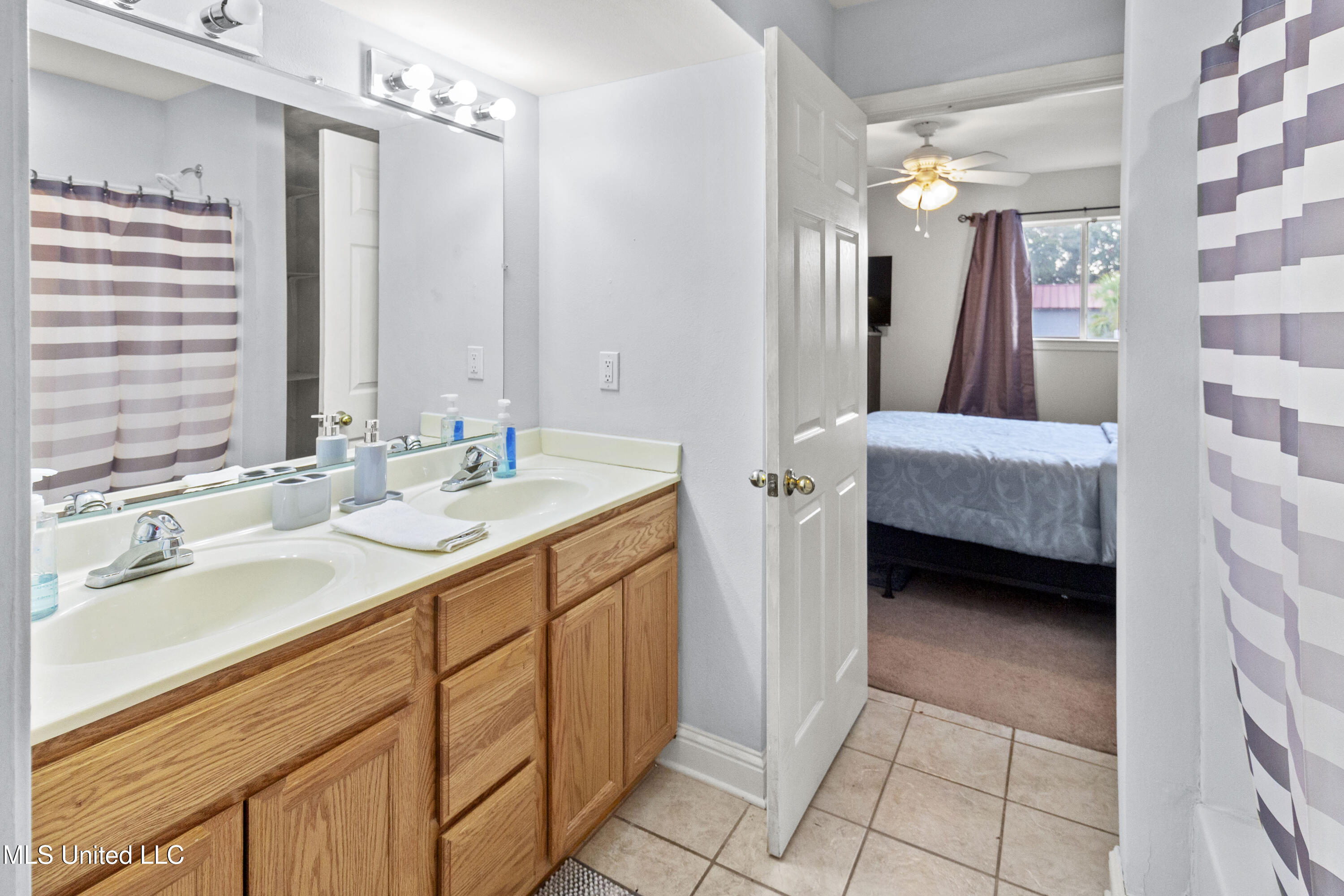 1664 Beach Boulevard Property Photo 17