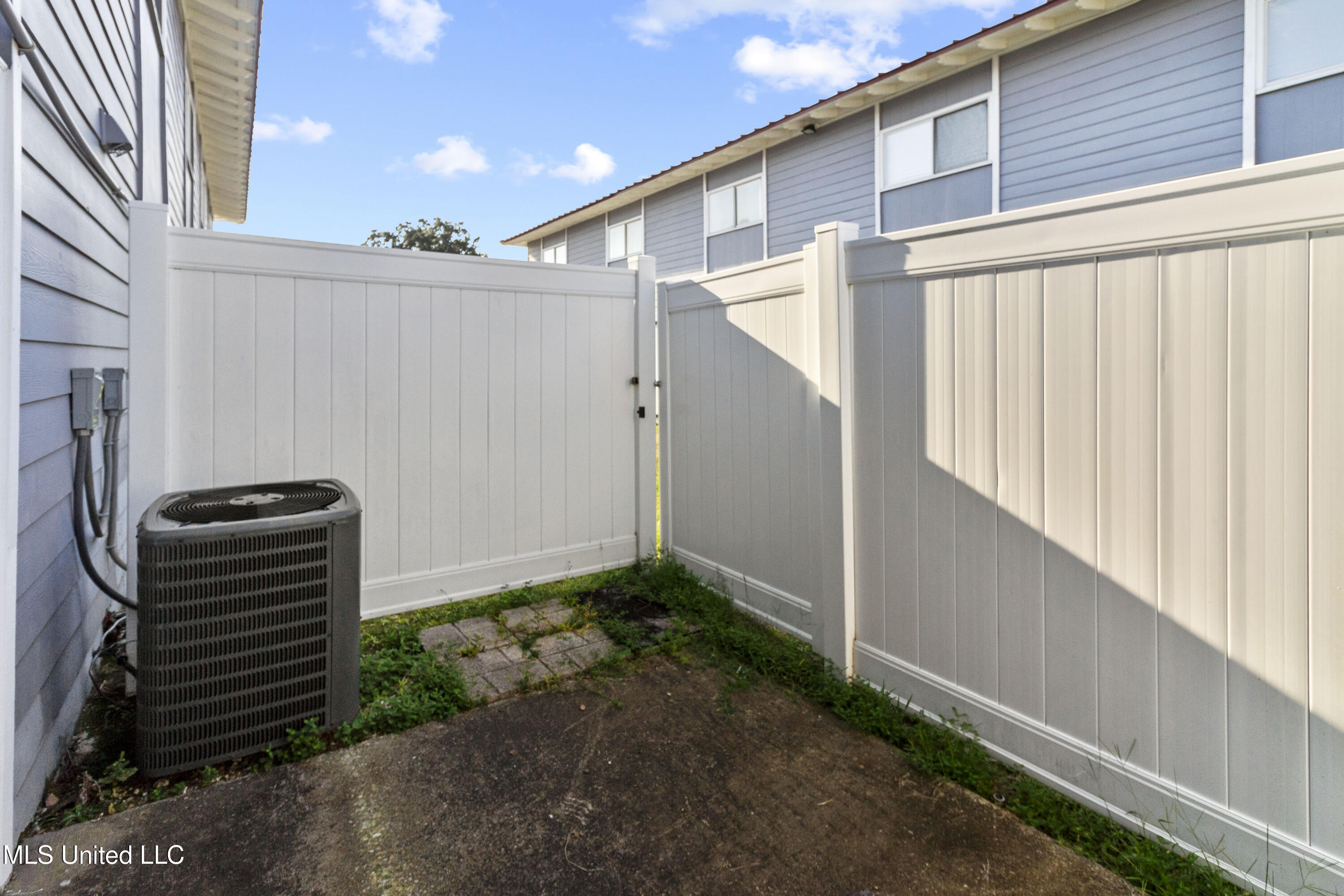 1664 Beach Boulevard Property Photo 21