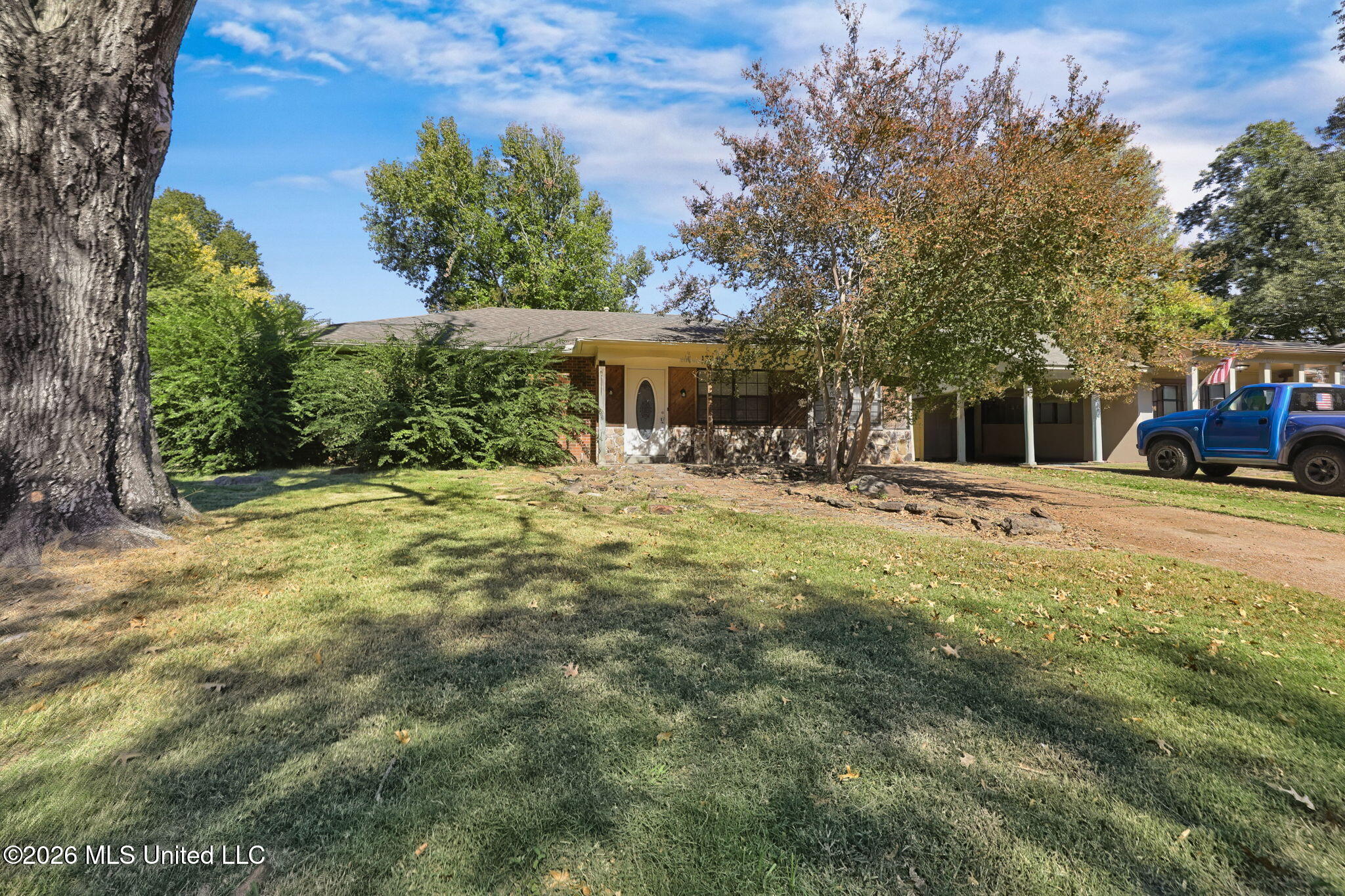 1734 Coral Hills Drive Property Photo 1