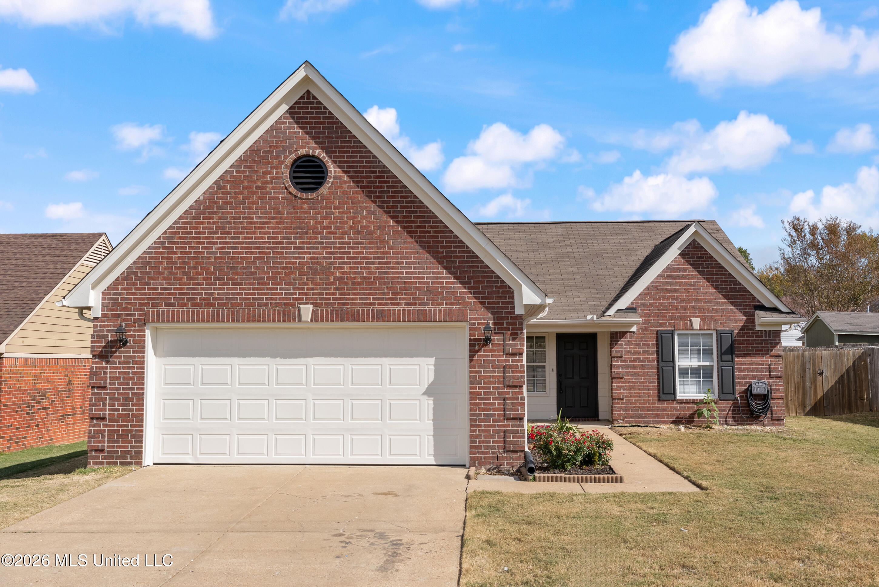696 Northwood Hills Drive Property Photo 1