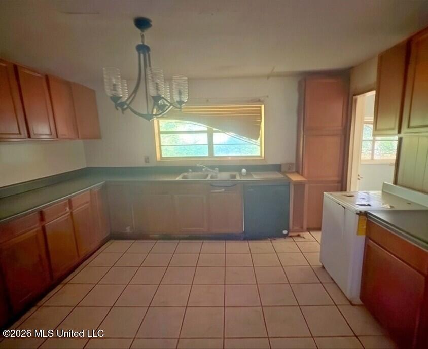 16063 E Highway 16 Property Photo 4