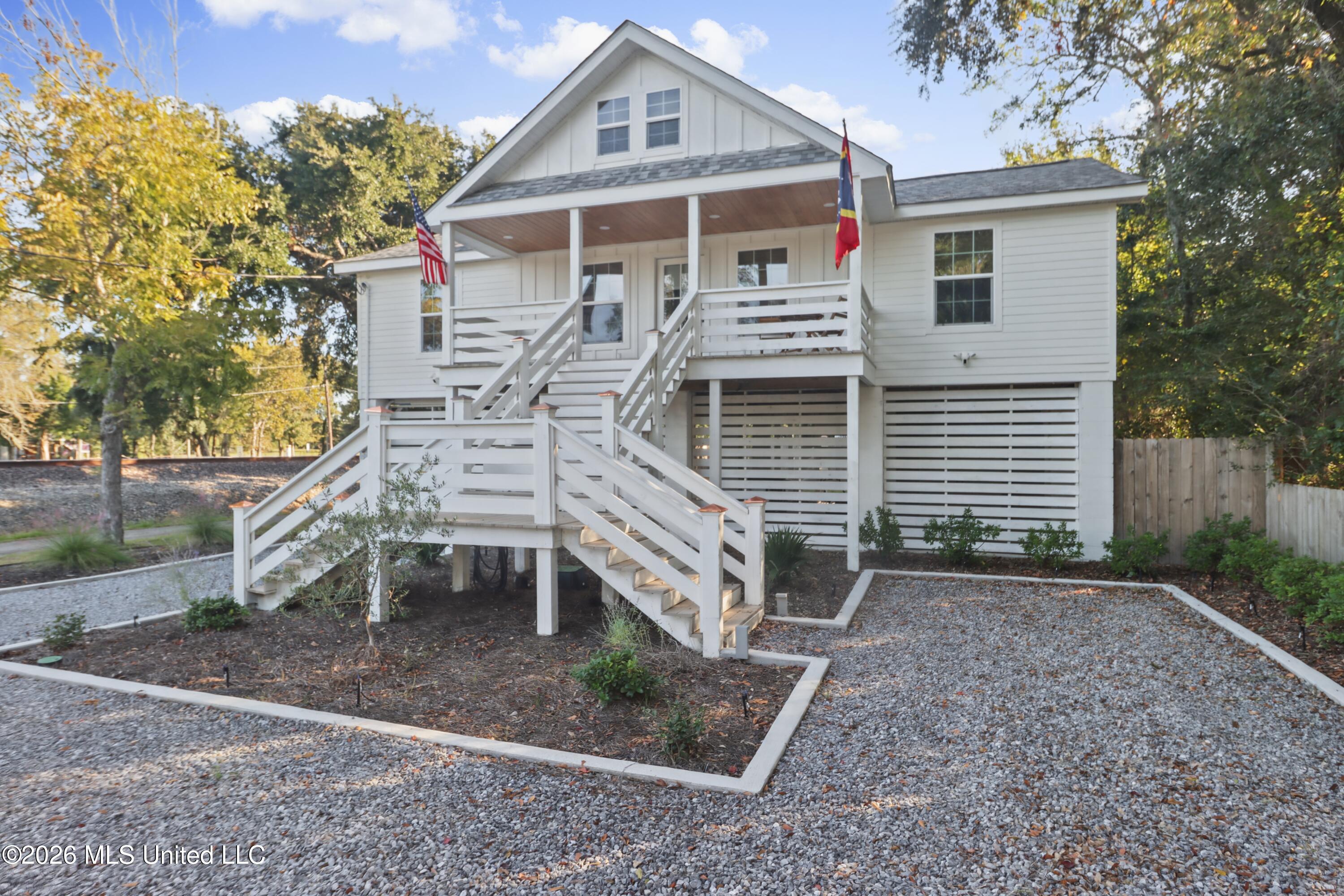 260 Hiern Avenue Property Photo 4